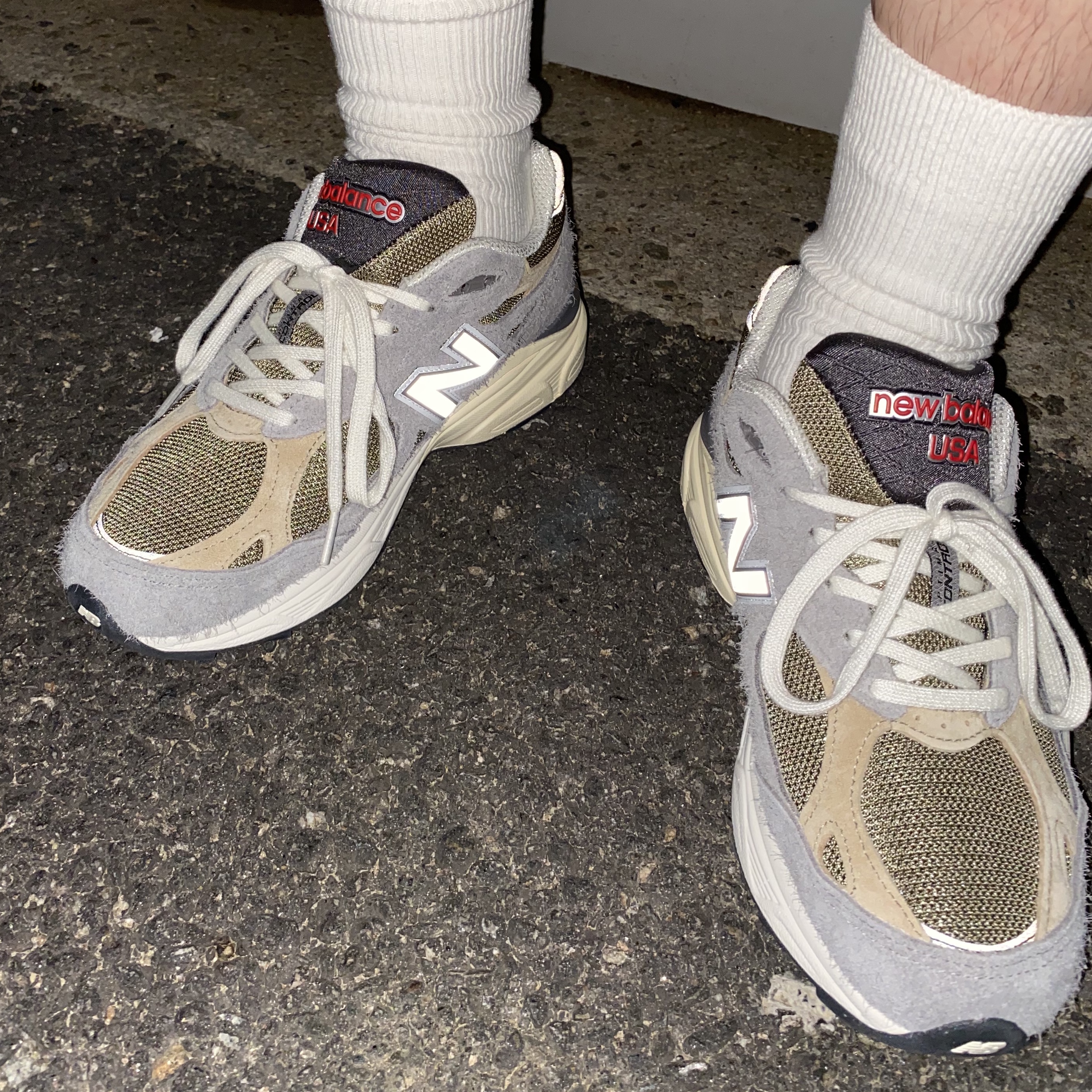 New Balance 990v3 Made in USA Marblehead Incense 착용 스타일