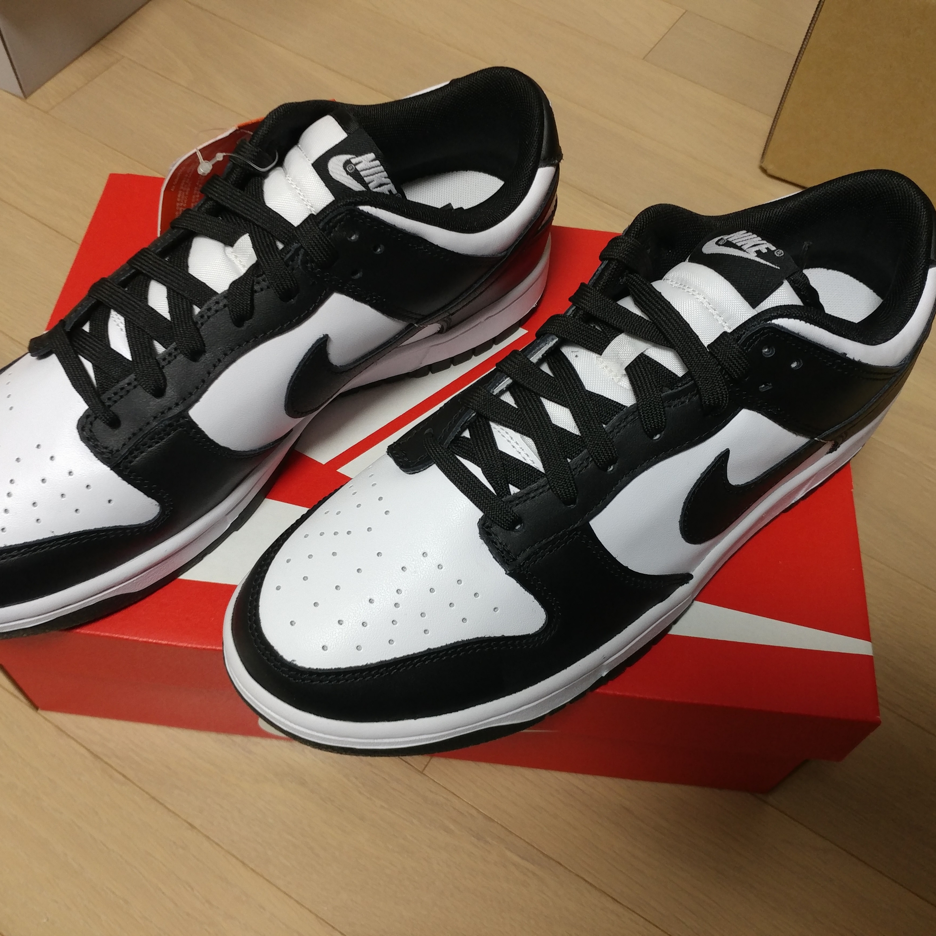Nike Dunk Low Retro Black 착용 스타일