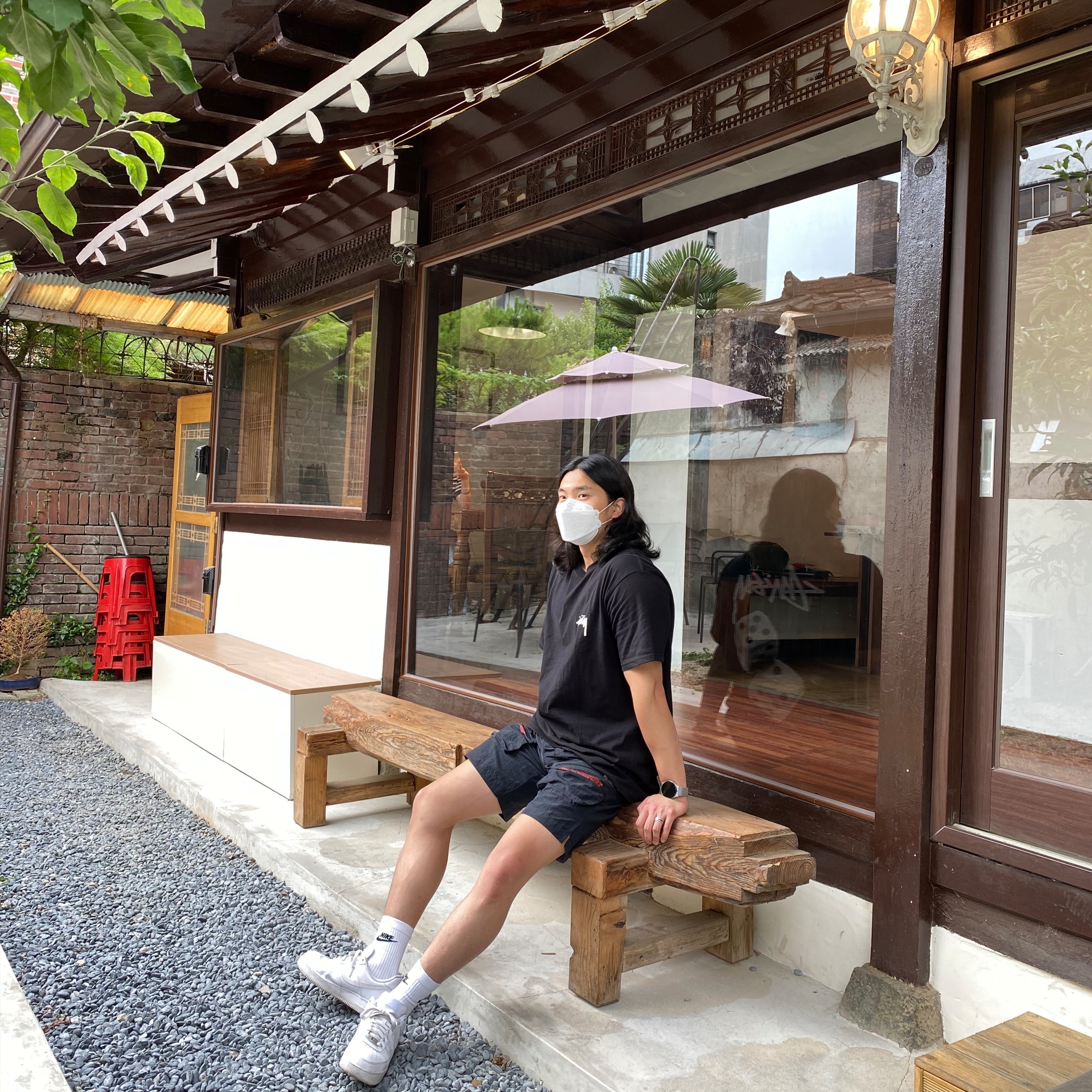 Nike Air Force 1 '07 Low White, Stussy Fuzzy Dice T-Shirt Black 착용 스타일