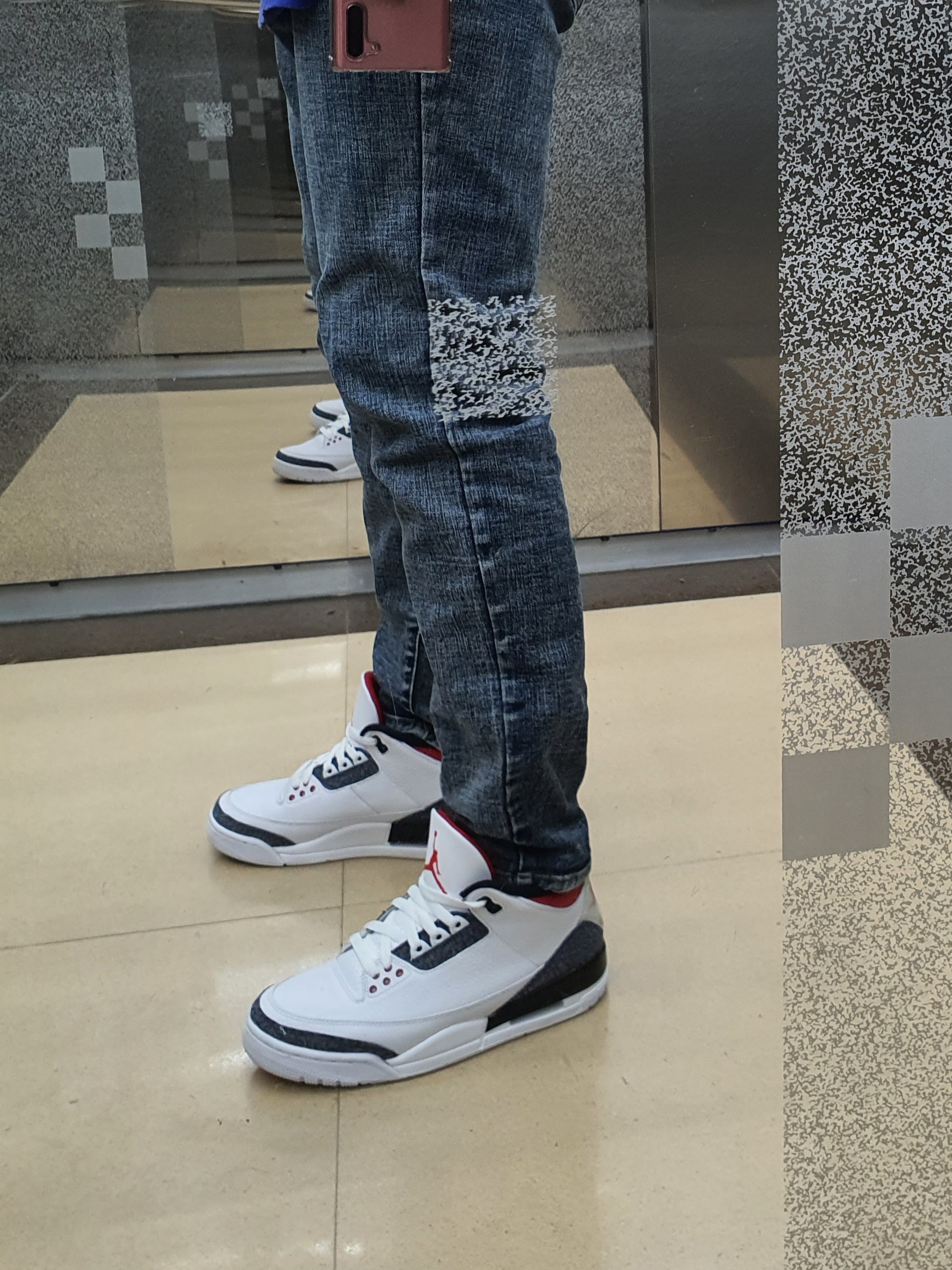 Jordan 3 Retro SE Denim Fire Red 착용 스타일 - 3