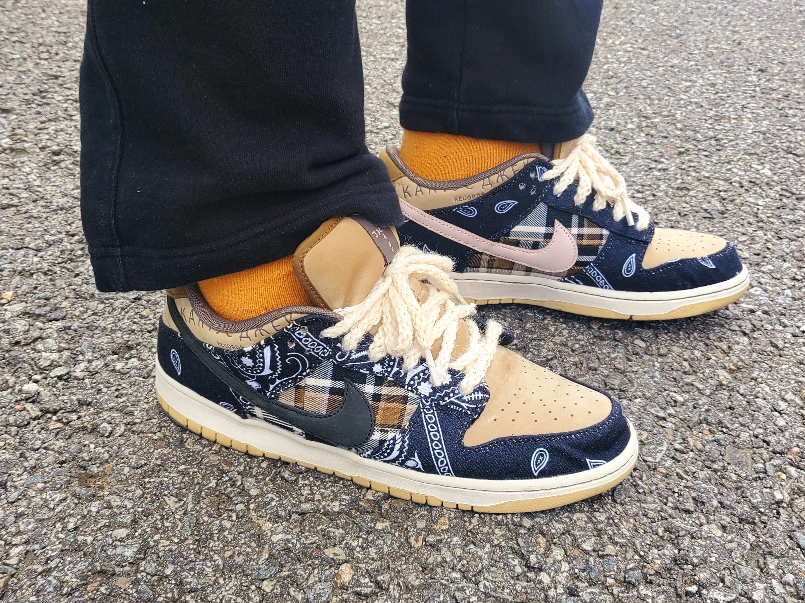 Nike x Travis Scott SB Dunk Low 착용 스타일 - 1