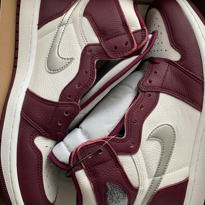 Jordan 1 Retro High OG Bordeaux 착용 스타일