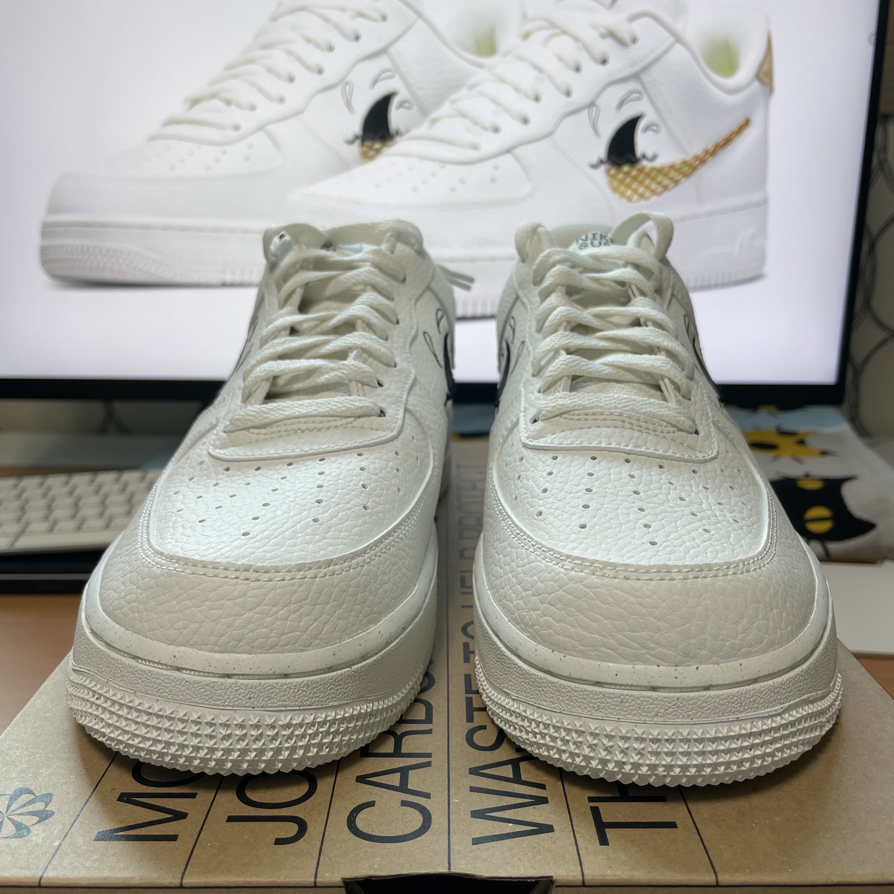 Nike Air Force 1 '07 LV8 Next Nature Sun CLub 착용 스타일 - 3