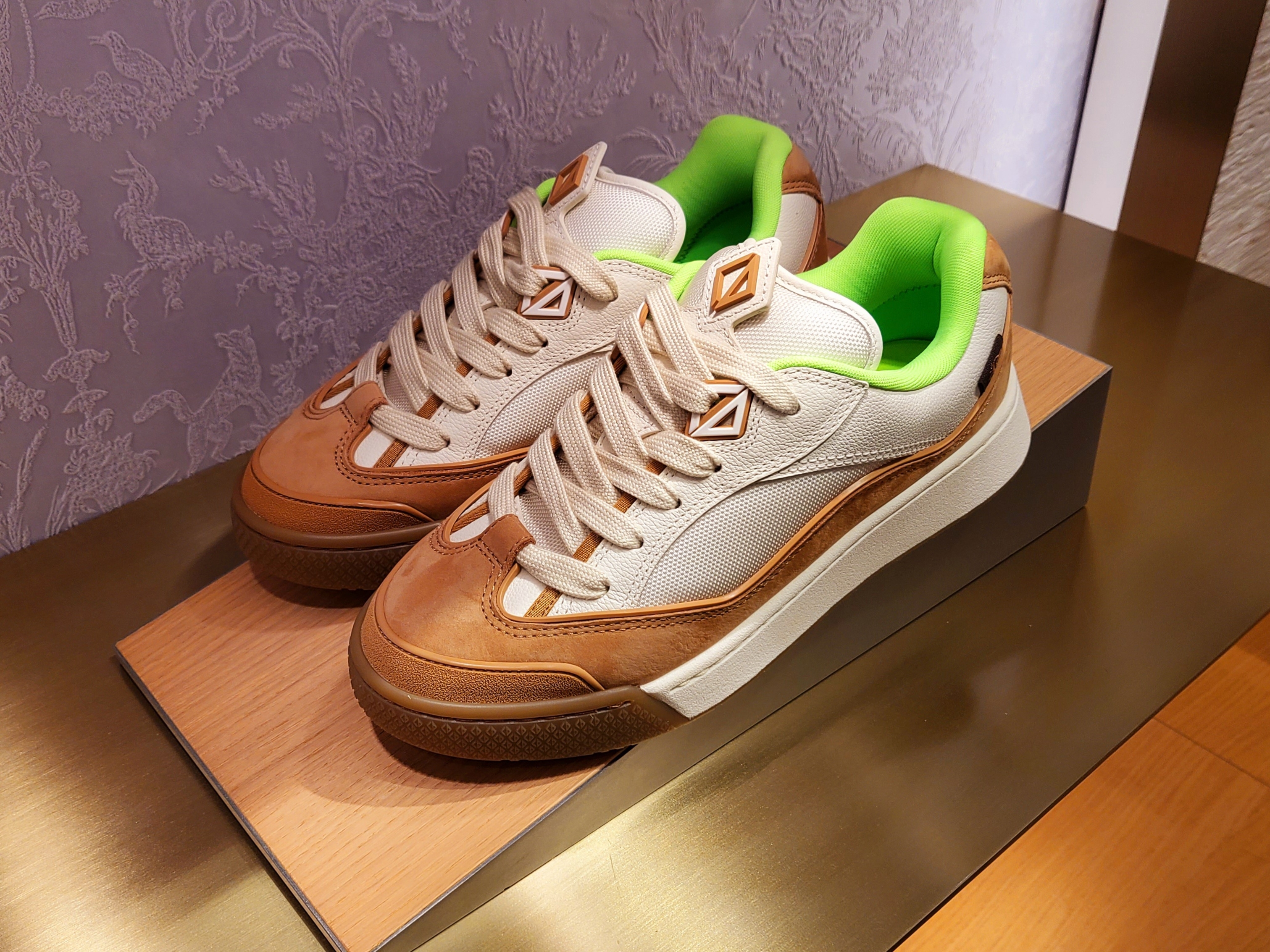 Dior x Cactus Jack B713 Sneakers Grey Mint, Dior x Cactus Jack B713 Sneakers Cream 착용 스타일 - 3