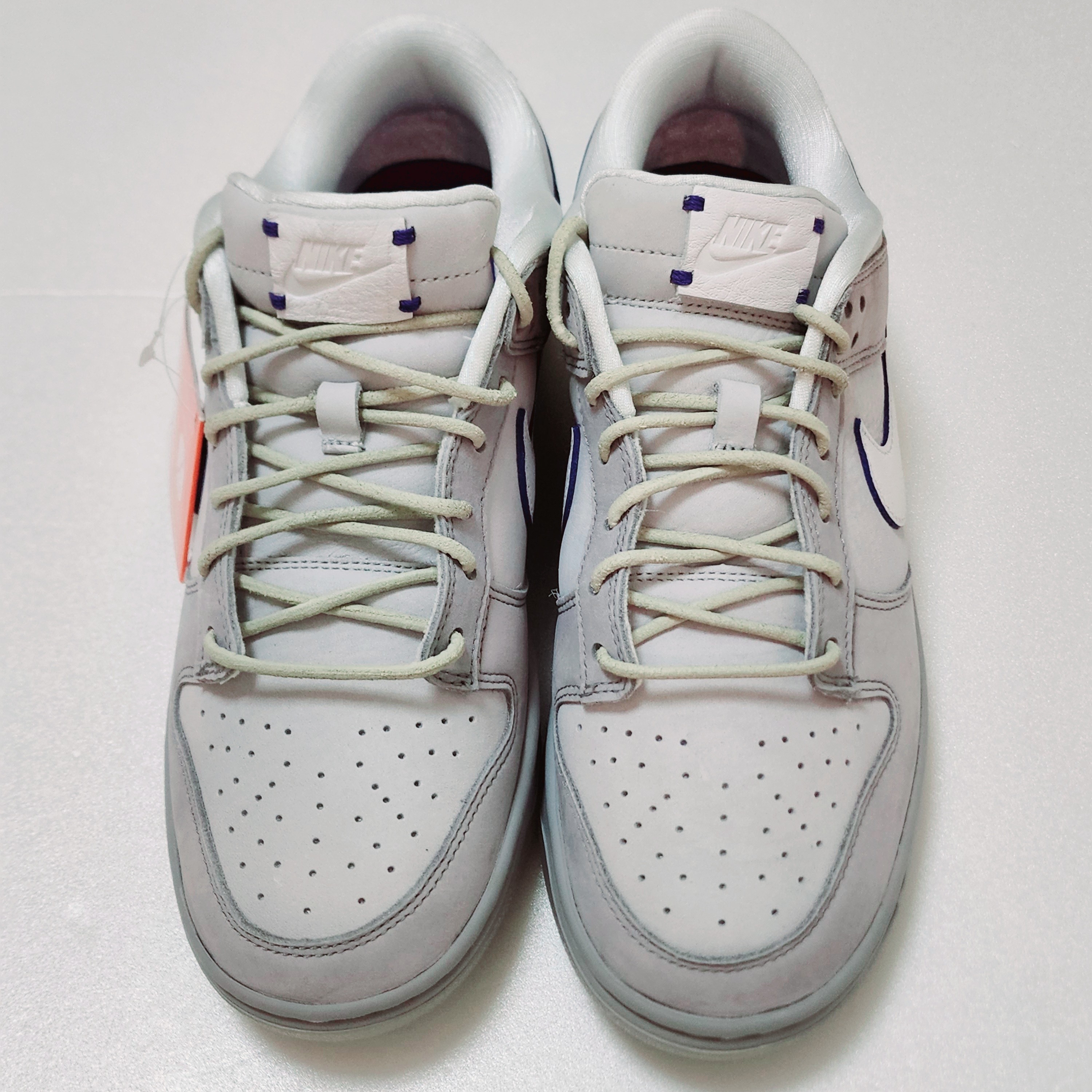Nike Dunk Low Wolf Grey and Pure Platinum 착용 스타일 - 2