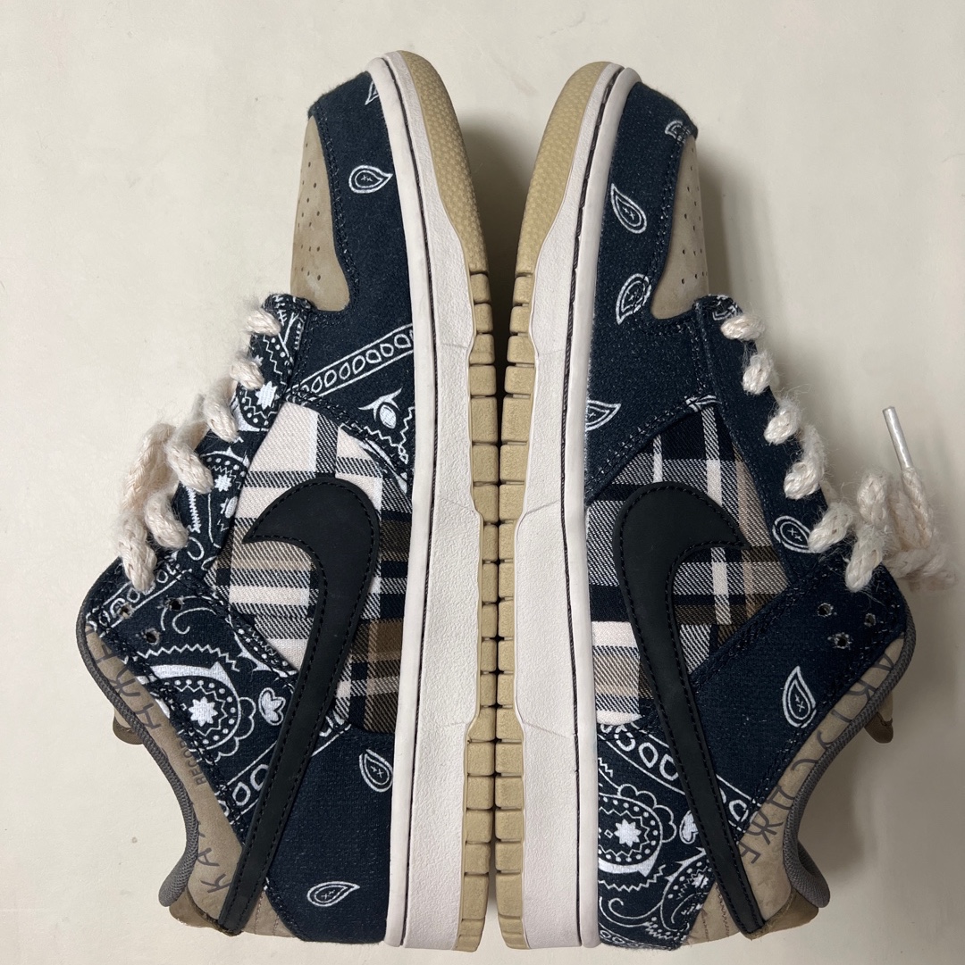Jordan 1 x Travis Scott x Fragment Retro High OG SP Military Blue, Jordan 1 x Travis Scott Retro High OG SP Mocha 착용 스타일 - 5