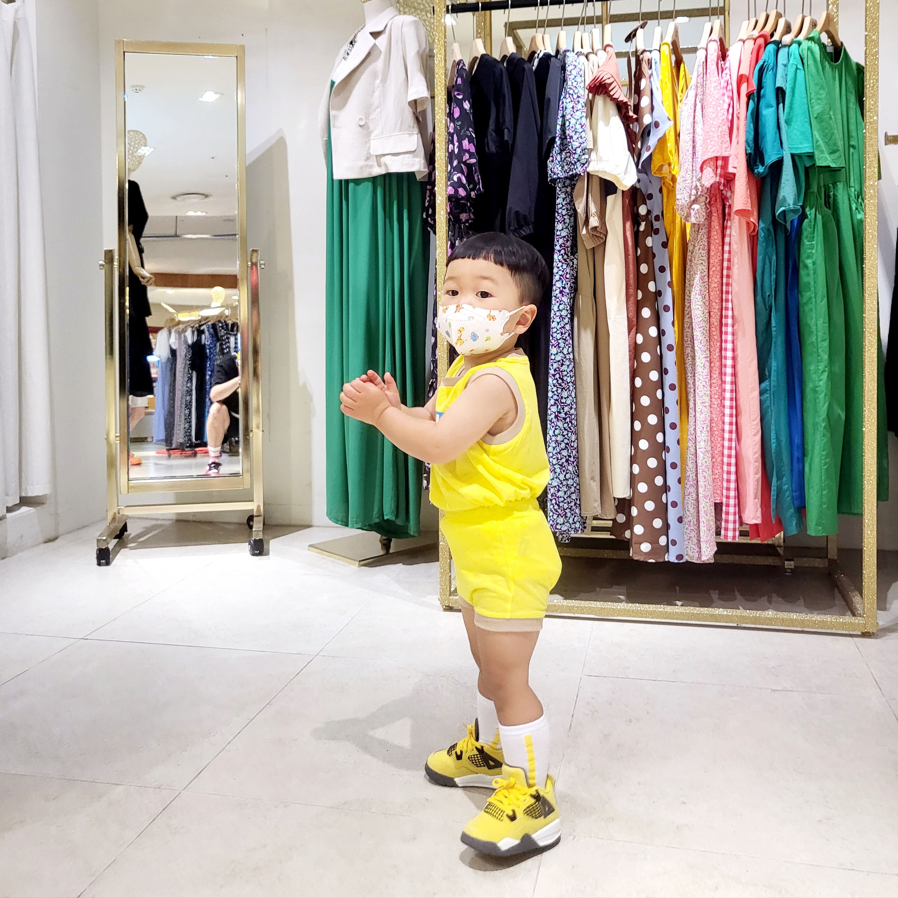 (TD) Jordan 4 Retro Tour Yellow 착용 스타일 - 2