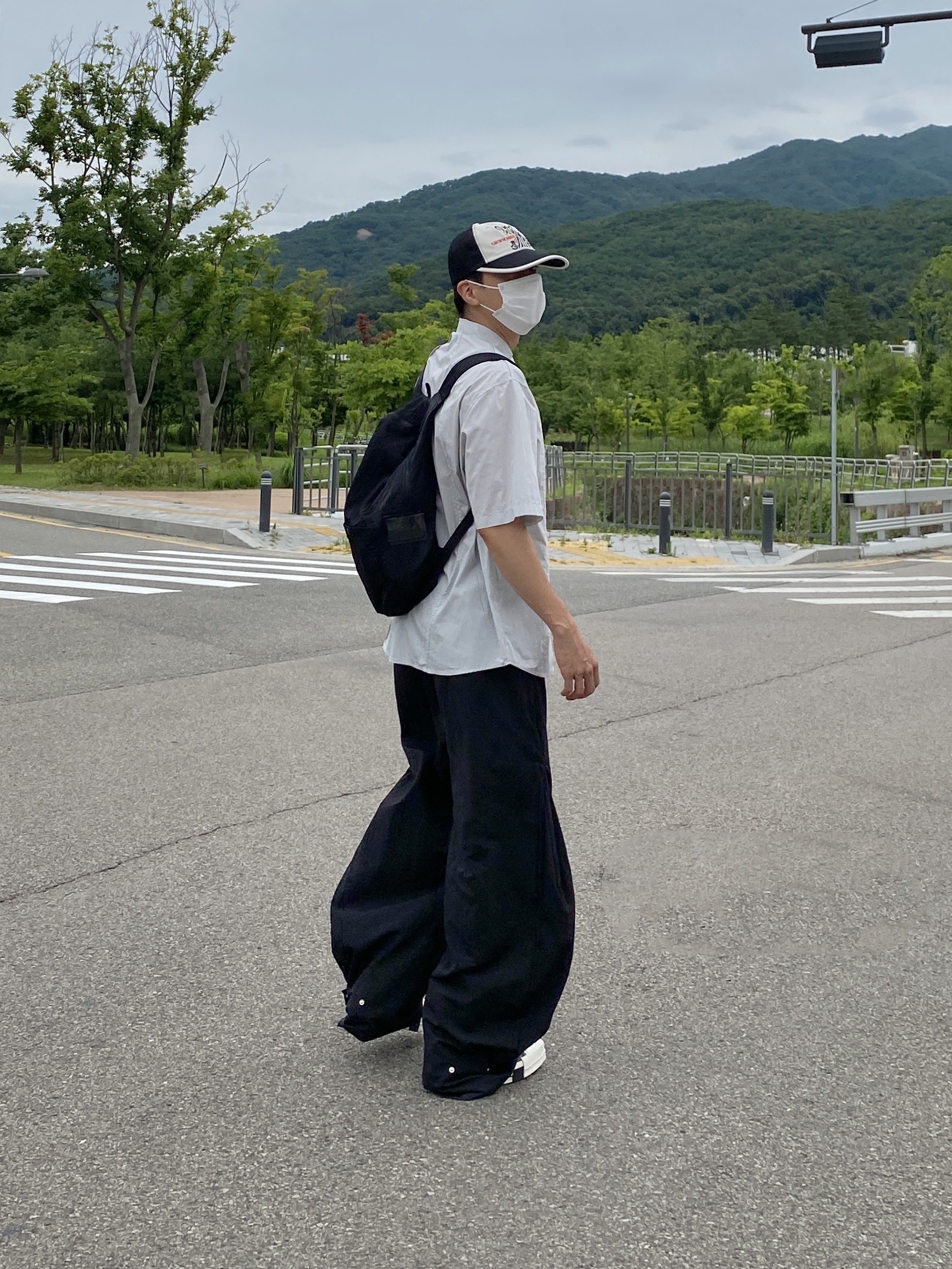 Converse x Drkshdw Turbodrk Chuck 70 Hi Black, Our Legacy Slim Backpack Black Dense Liquid Nylon 착용 스타일 - 2