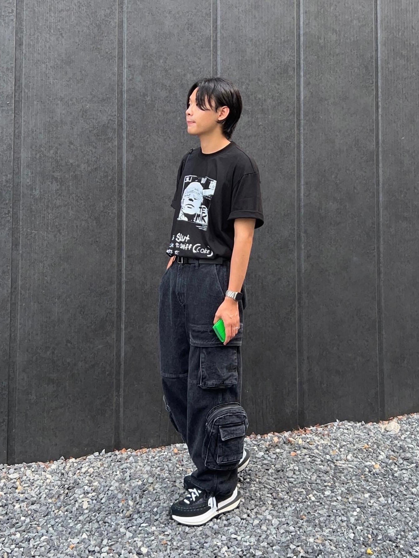 Nike x Sacai x Jean Paul Gaultier VaporWaffle Black White 착용 스타일 - 2