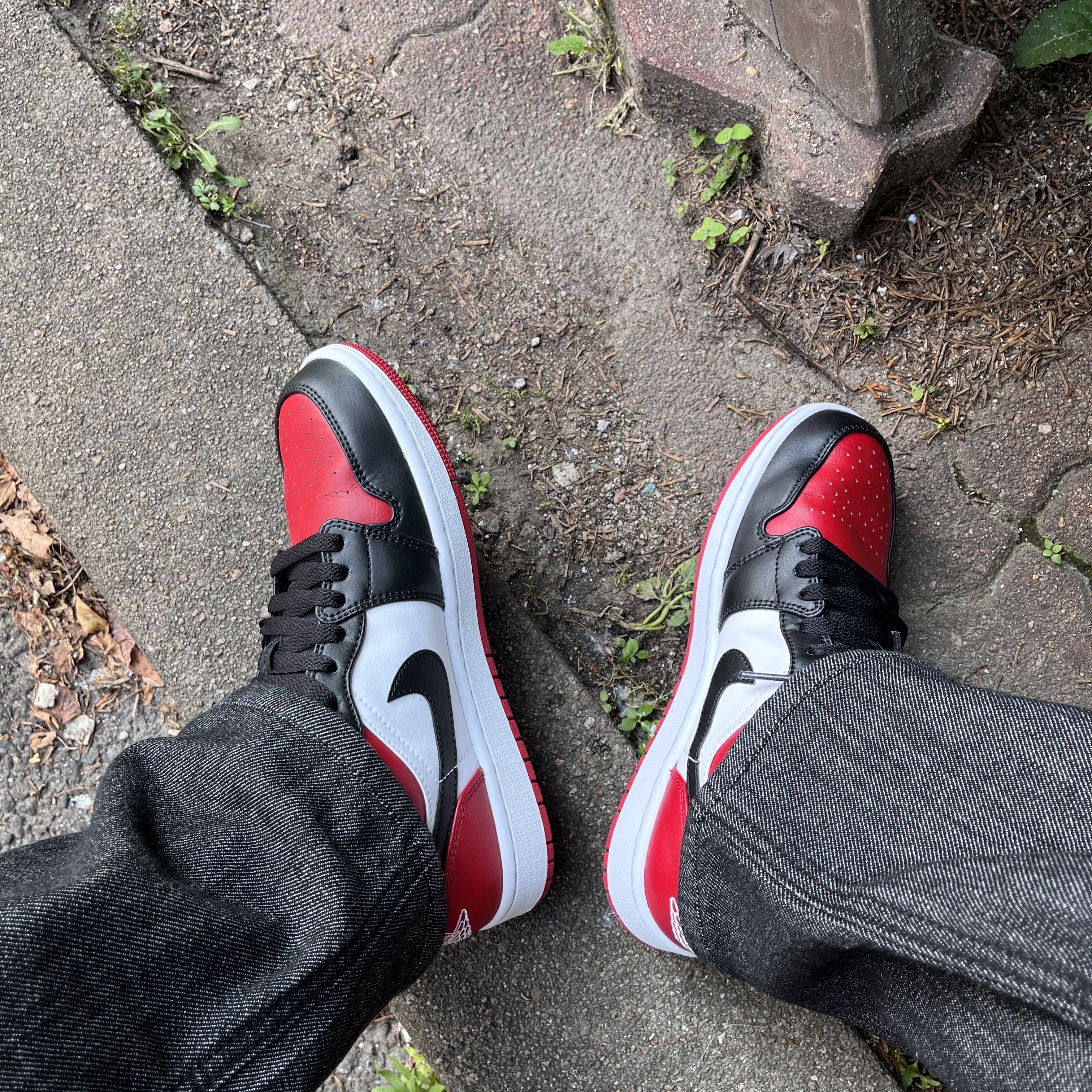 Jordan 1 Low Bred Toe 착용 스타일