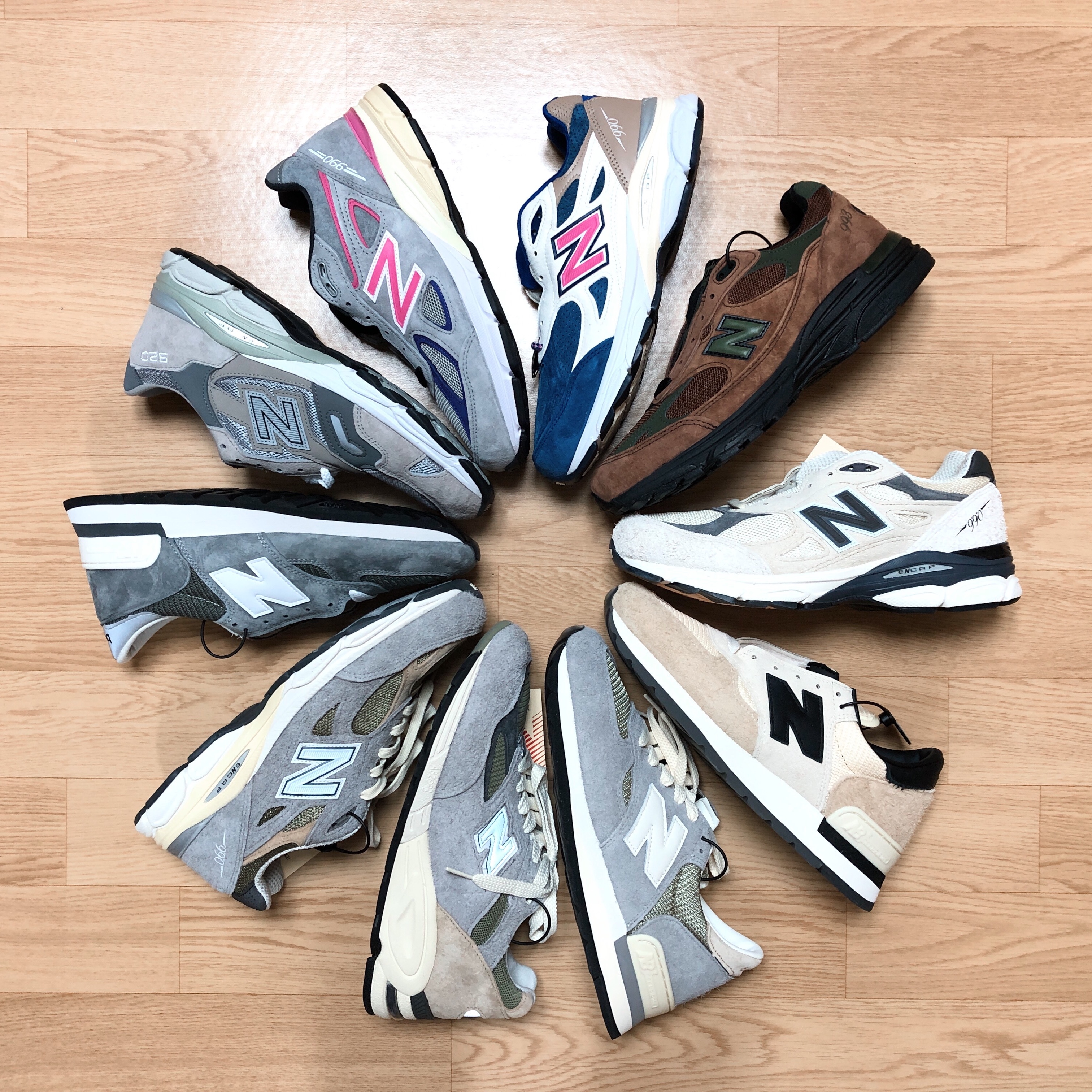 New Balance 990v1 Made in USA Incense Macadamia Nut, New Balance x Aime Leon Dore 993 Made in USA Brown 착용 스타일 - 1