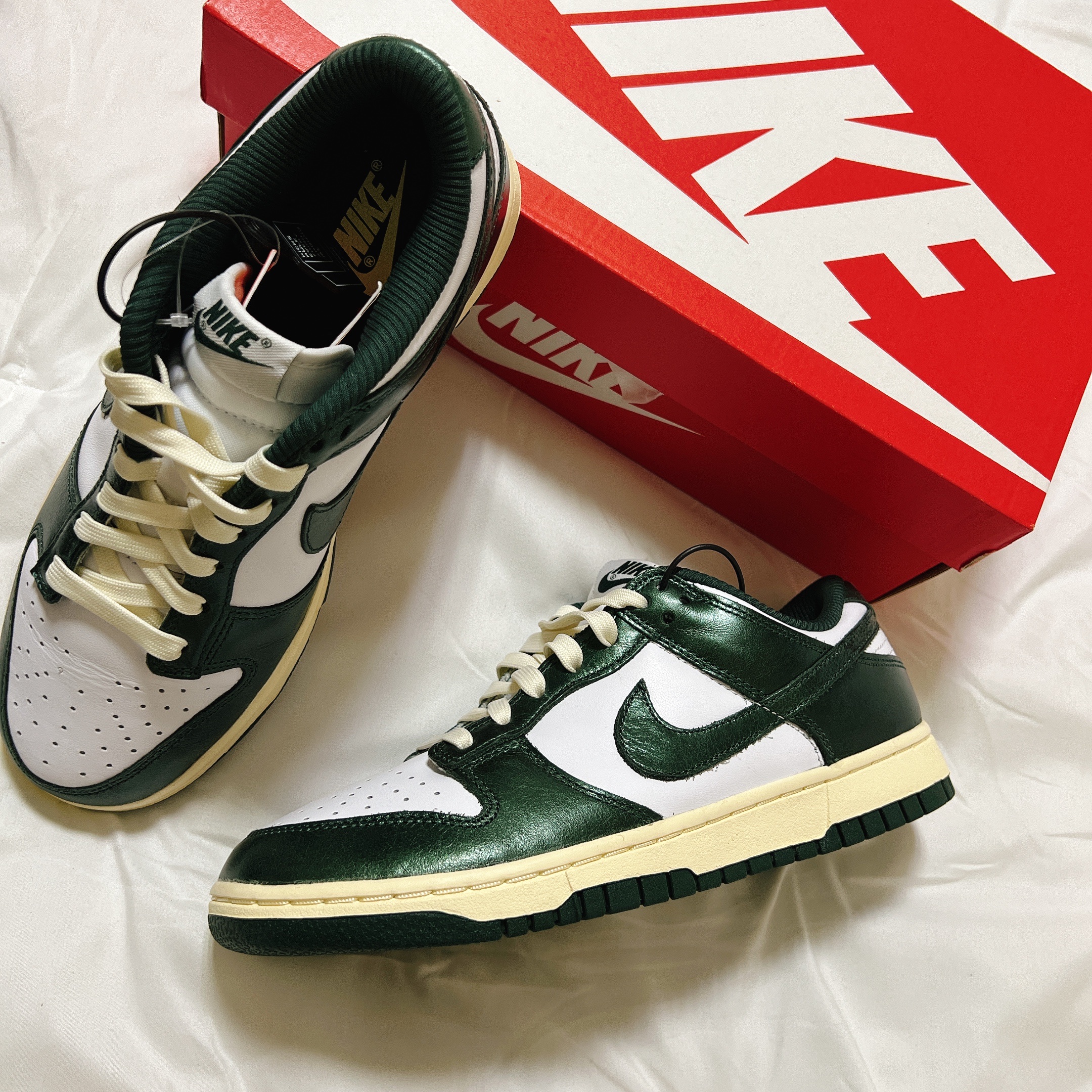 (W) Nike Dunk Low Vintage Green 착용 스타일