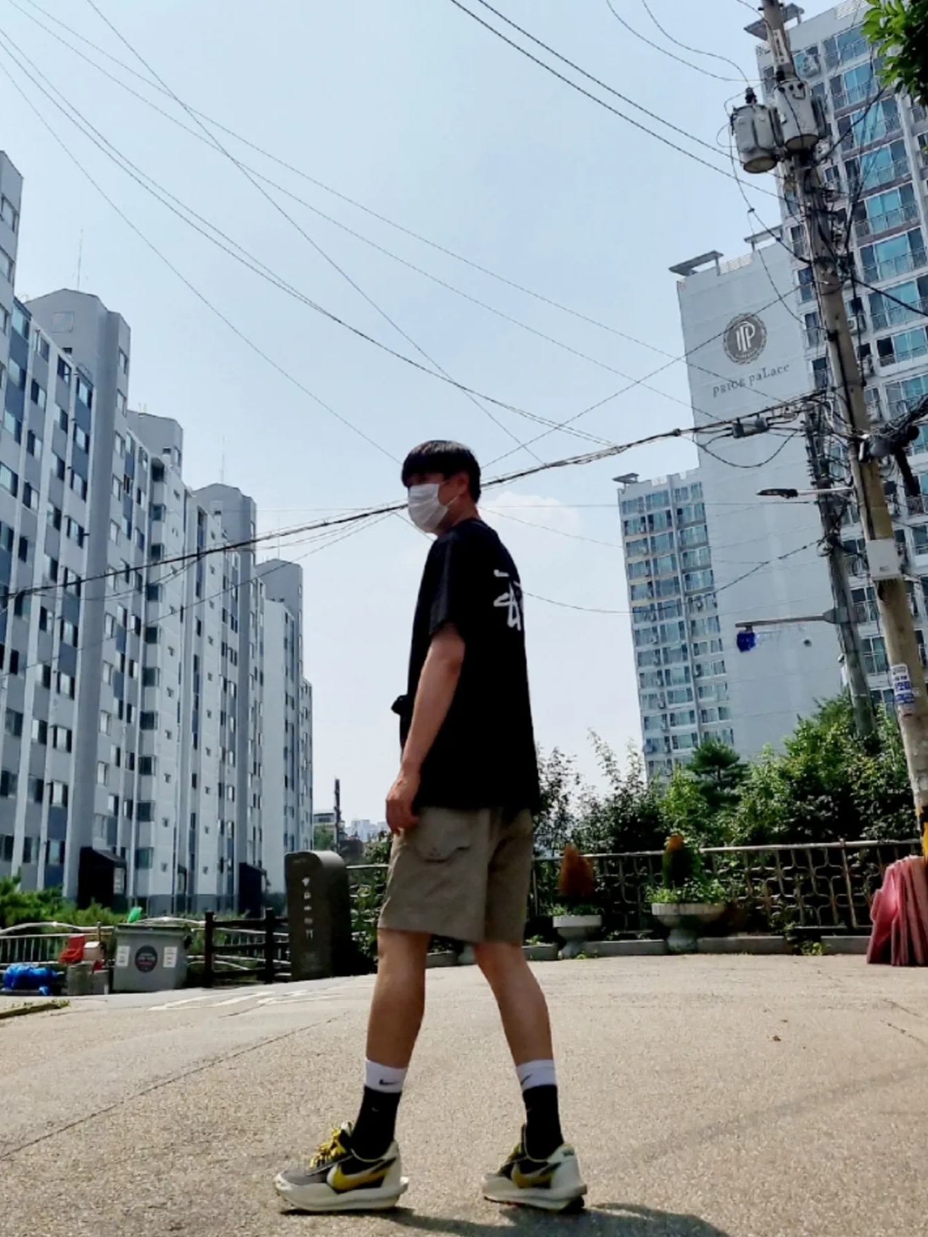 Stussy Basic Stussy T-Shirt Black 2022, Nike Everyday Plus Cushioned Training Crew Socks Black White (Korean Ver.) 착용 스타일