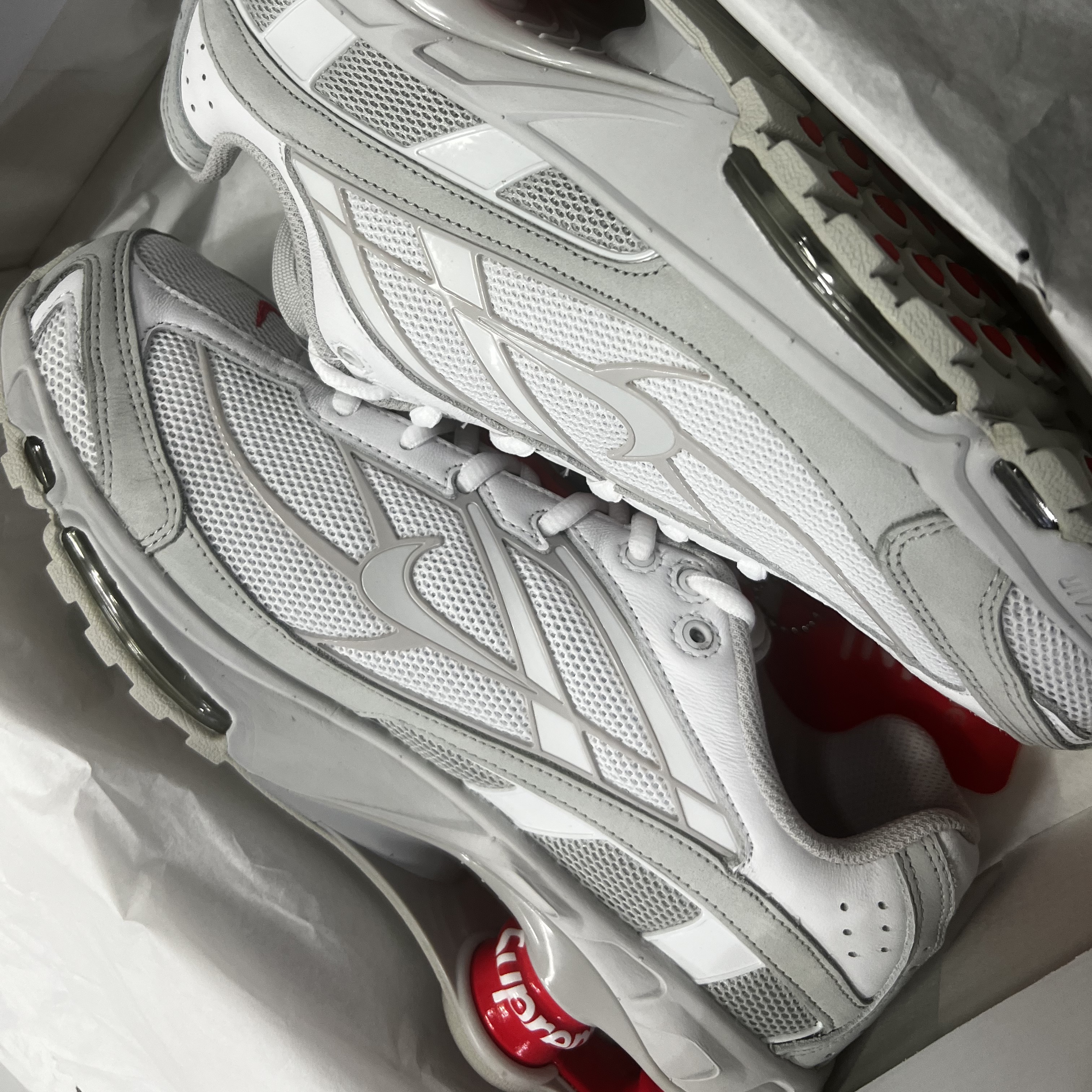 Nike x Supreme Shox Ride 2 SP White μ°©μ© μ€νμΌ