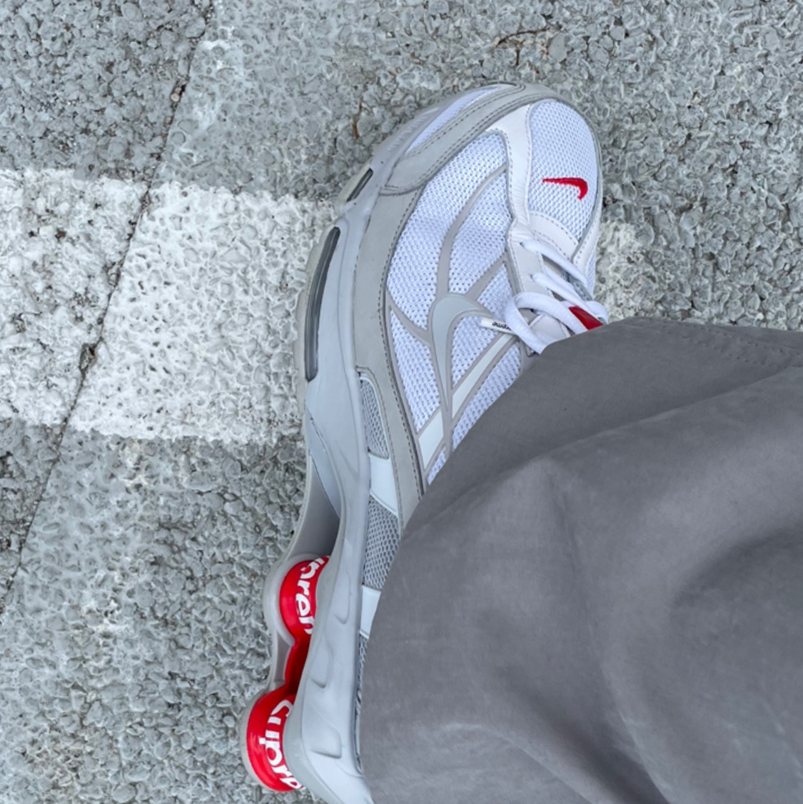 Nike x Supreme Shox Ride 2 SP White 착용 스타일