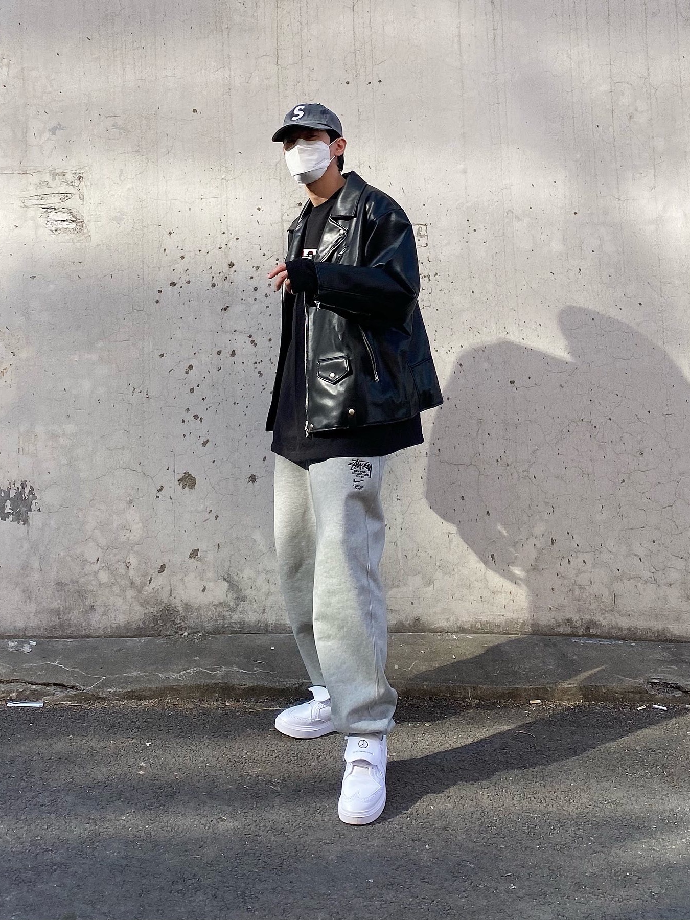 Nike x Peaceminusone Kwondo1 White, Nike x Stussy NRG ZR Fleece Pants Heather Grey - US/EU 착용 스타일 - 3