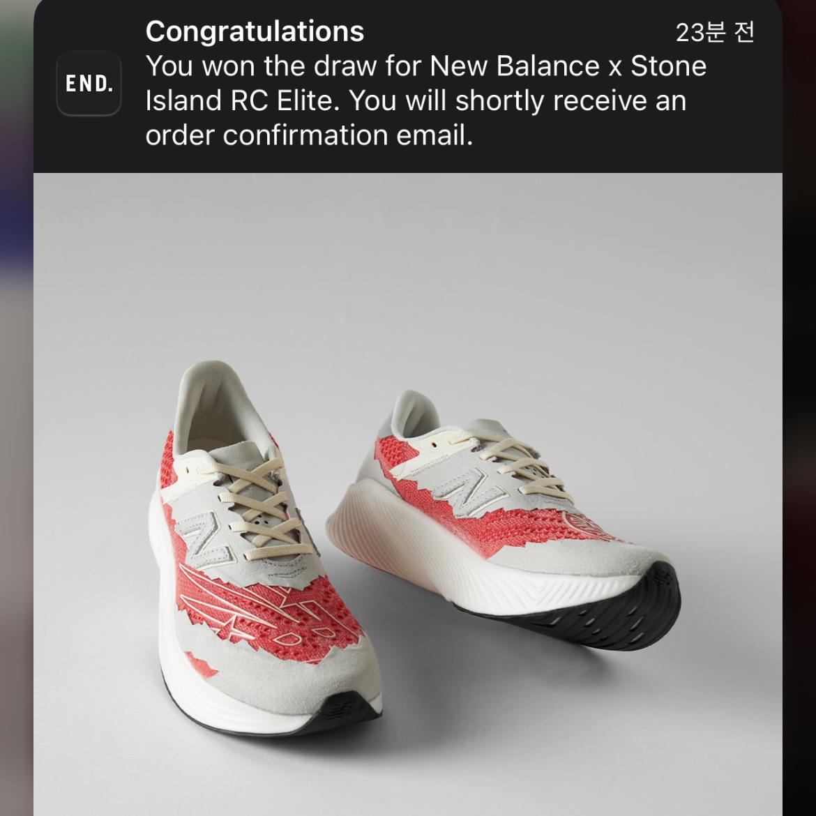 New Balance x Stone Island x Tokyo Design Studio FuelCell RC Elite v2 SI Red 착용 스타일 - 1