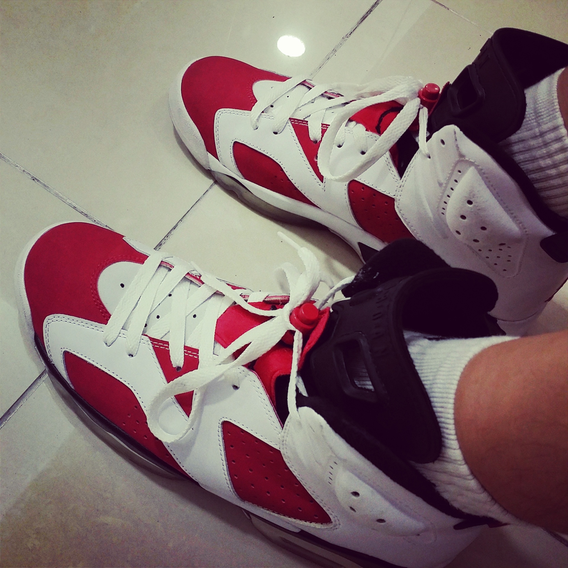 Jordan 6 Retro Carmine 2021 착용 스타일