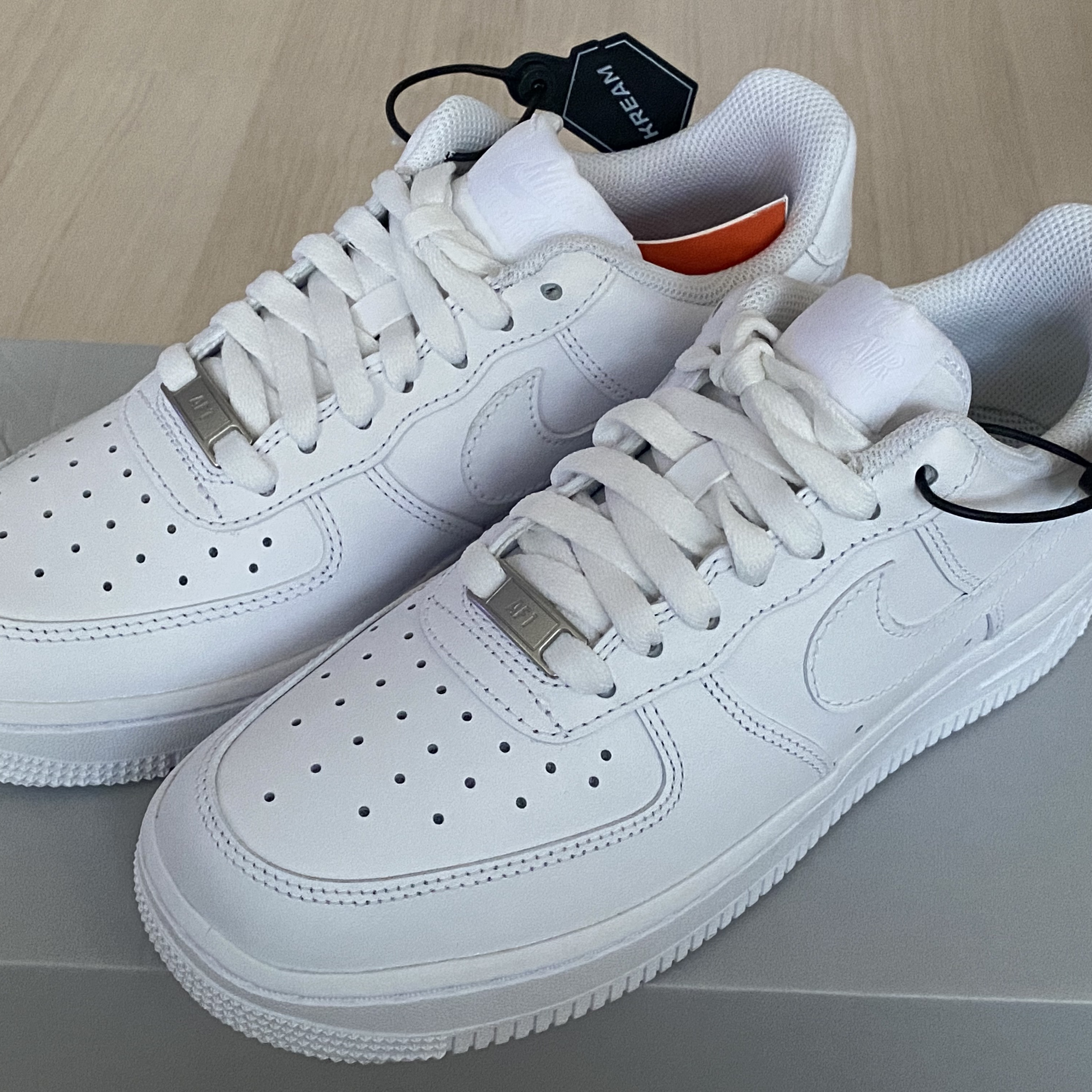 (W) Nike Air Force 1 '07 Low White 착용 스타일