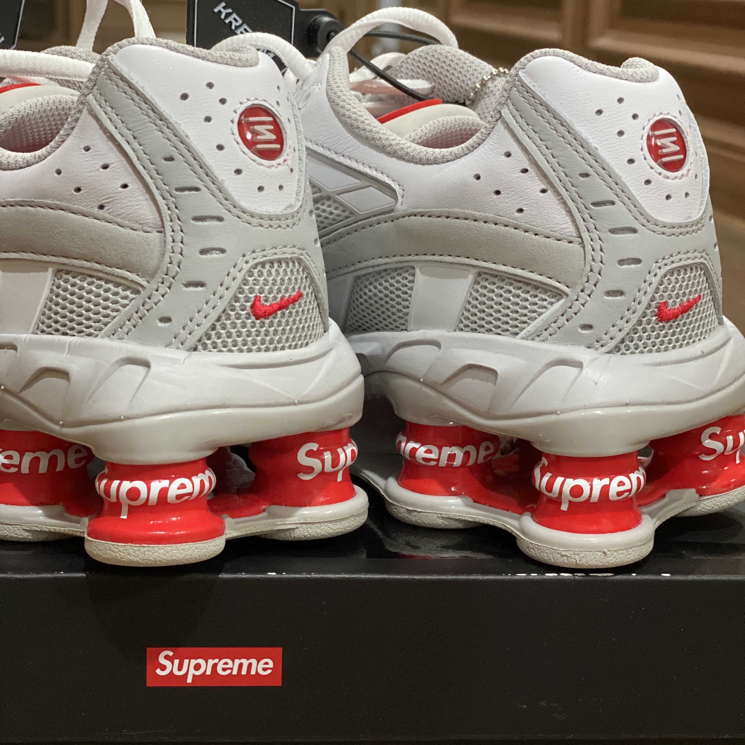 Nike x Supreme Shox Ride 2 SP White 착용 스타일