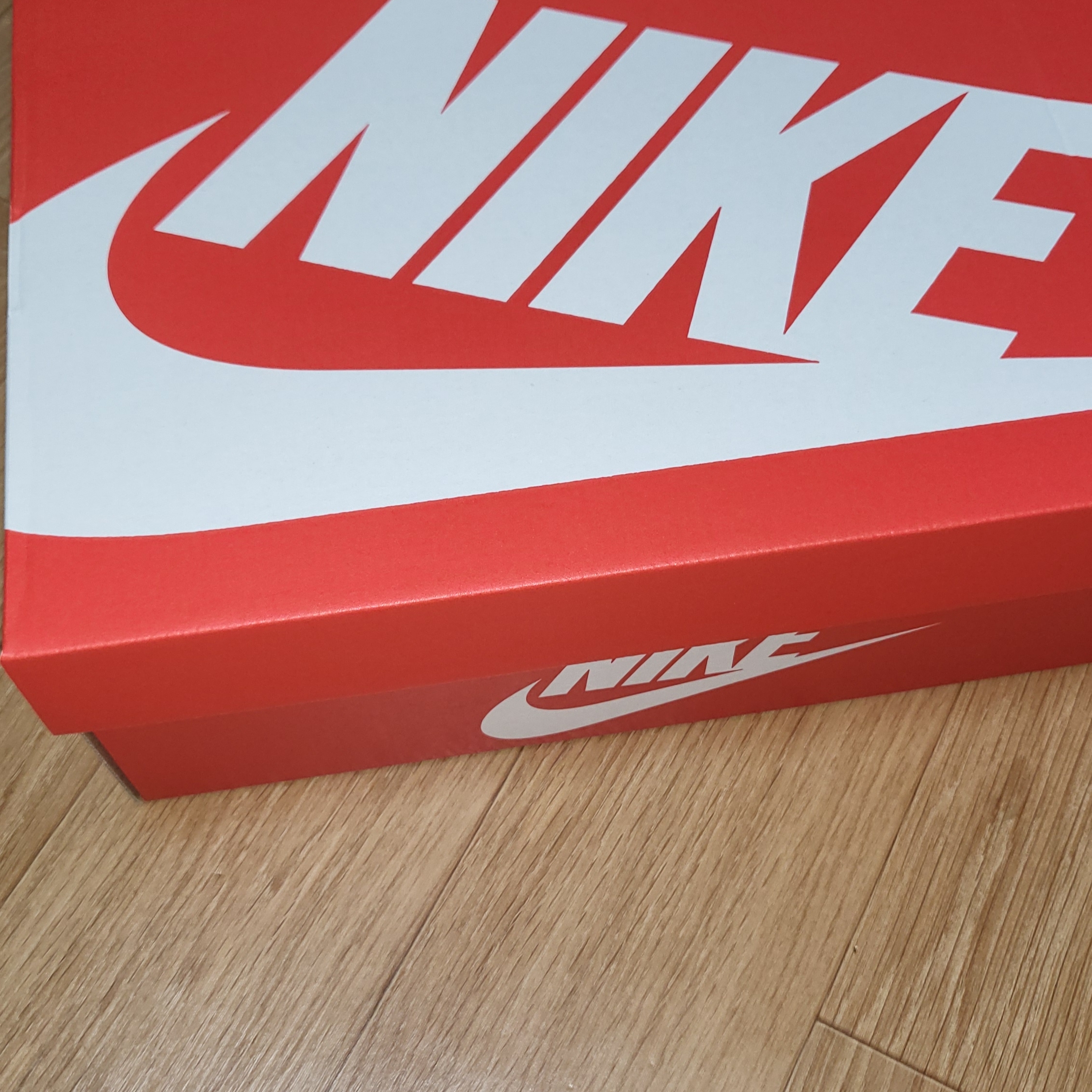 Nike Dunk High Retro Black and White 착용 스타일 - 4