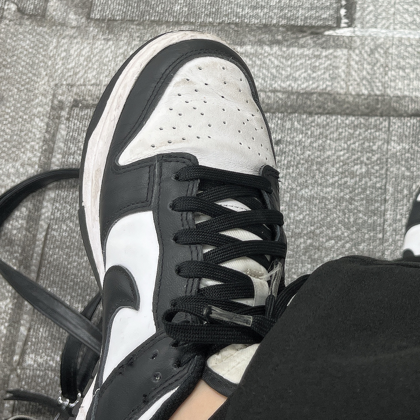 (W) Nike Dunk Low Black 착용 스타일