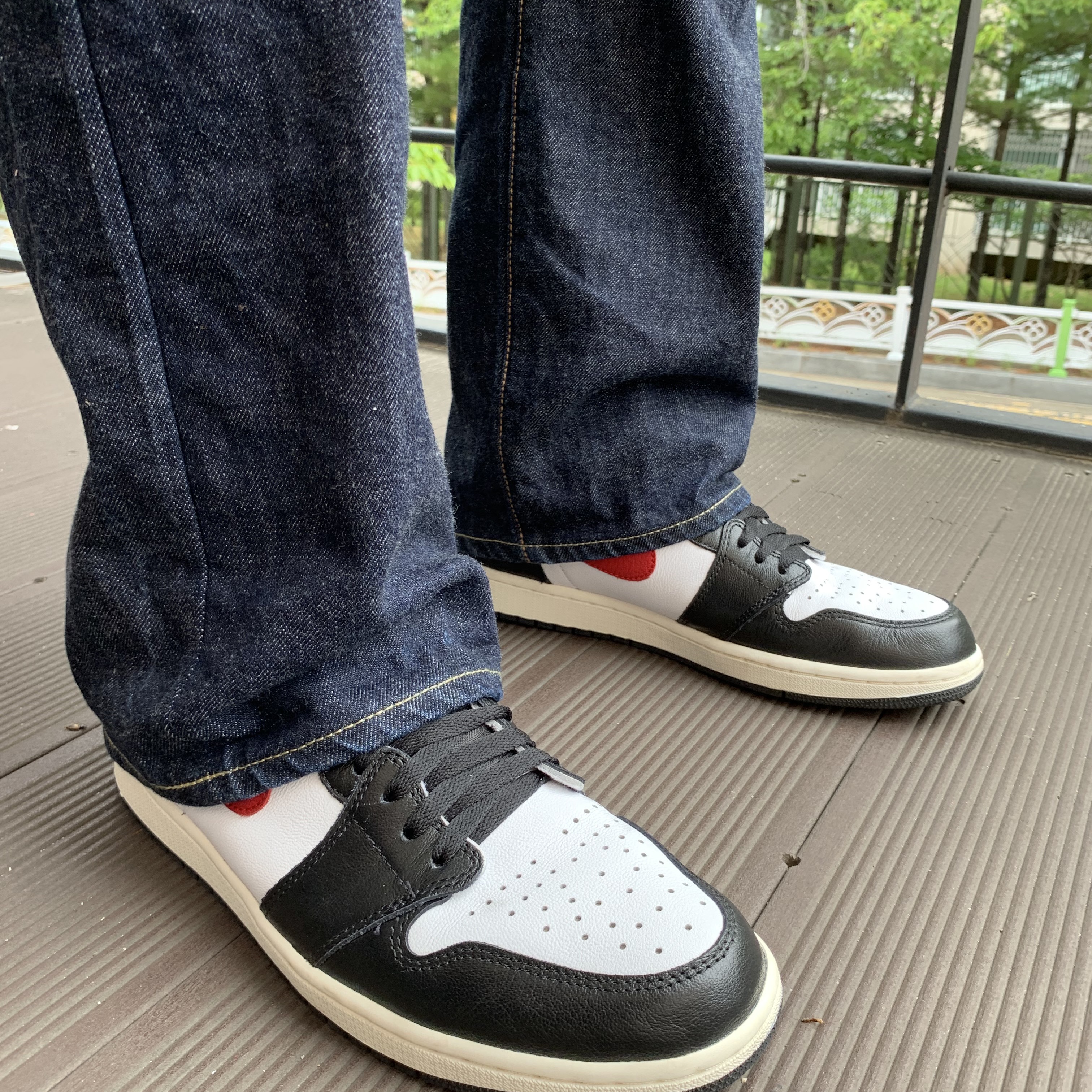 Jordan 1 Retro High OG Gym Red 착용 스타일 - 3