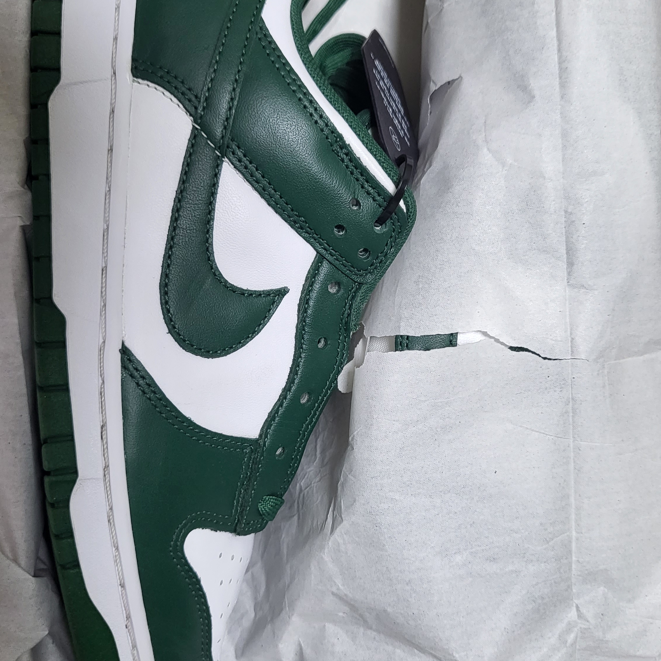 Nike Dunk Low Retro Varsity Green 착용 스타일 - 3