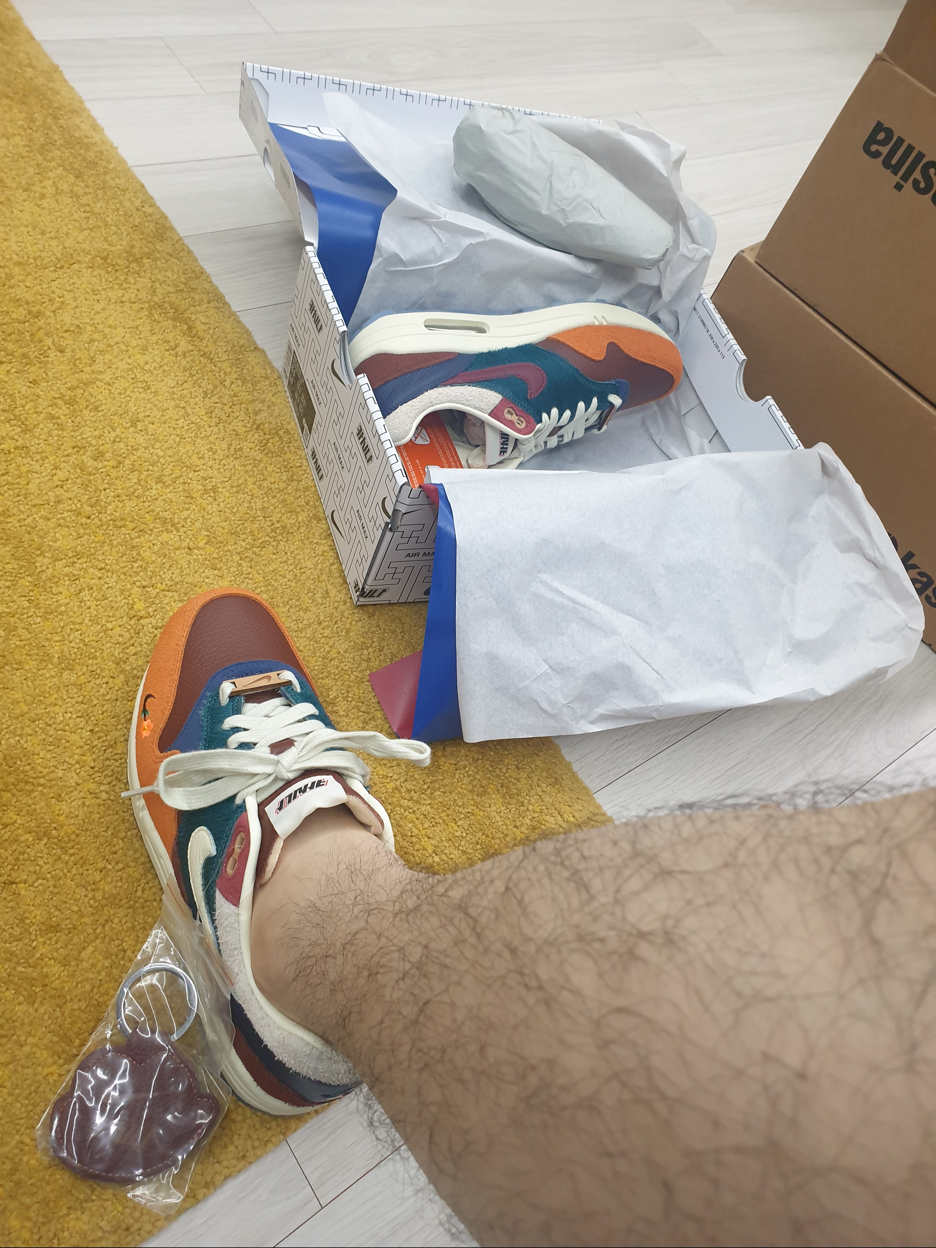 Nike x Kasina Air Max 1 SP Won-Ang Orange 착용 스타일