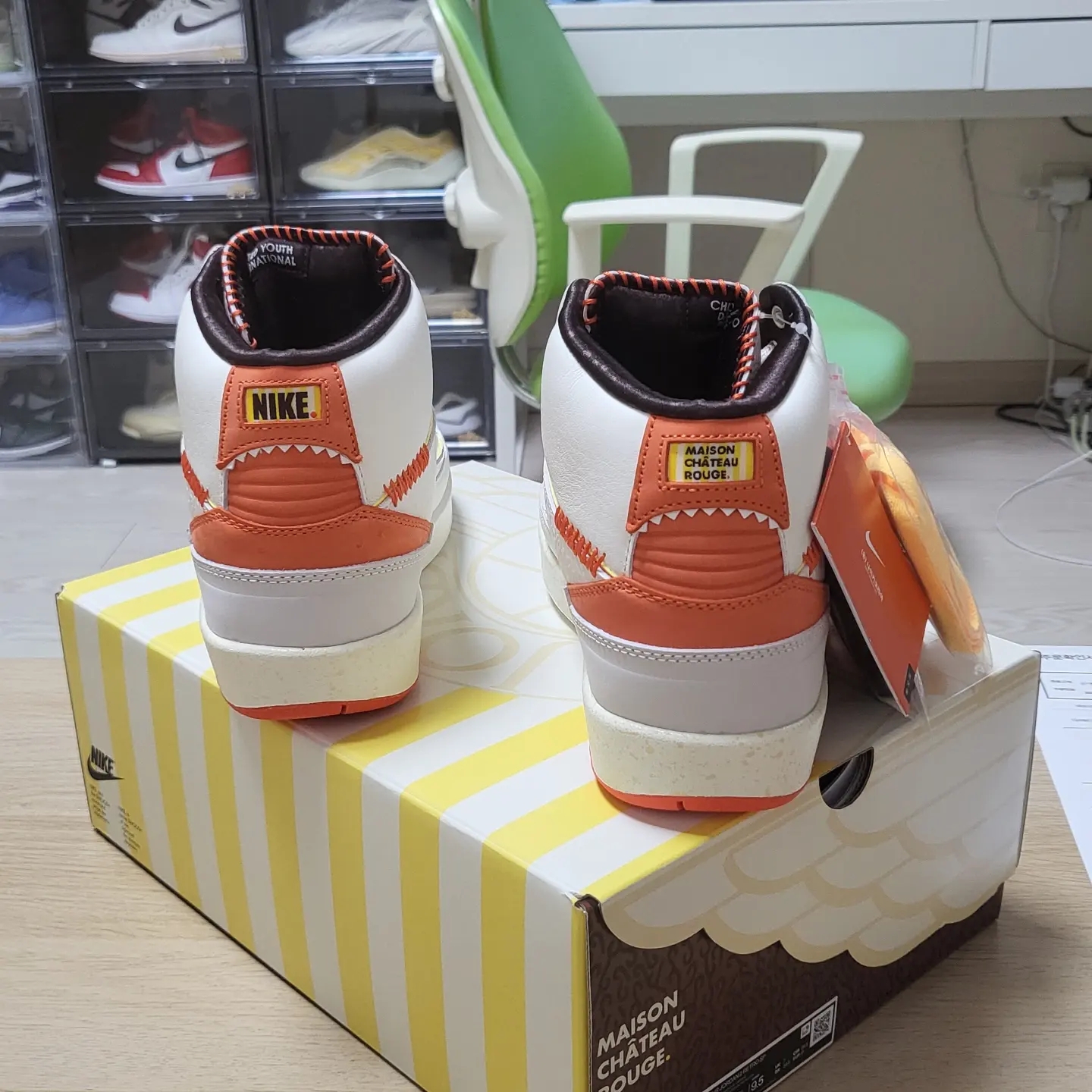 Jordan 2 x Maison Chateau Rouge Retro SP Orange and Sail 착용 스타일 - 4