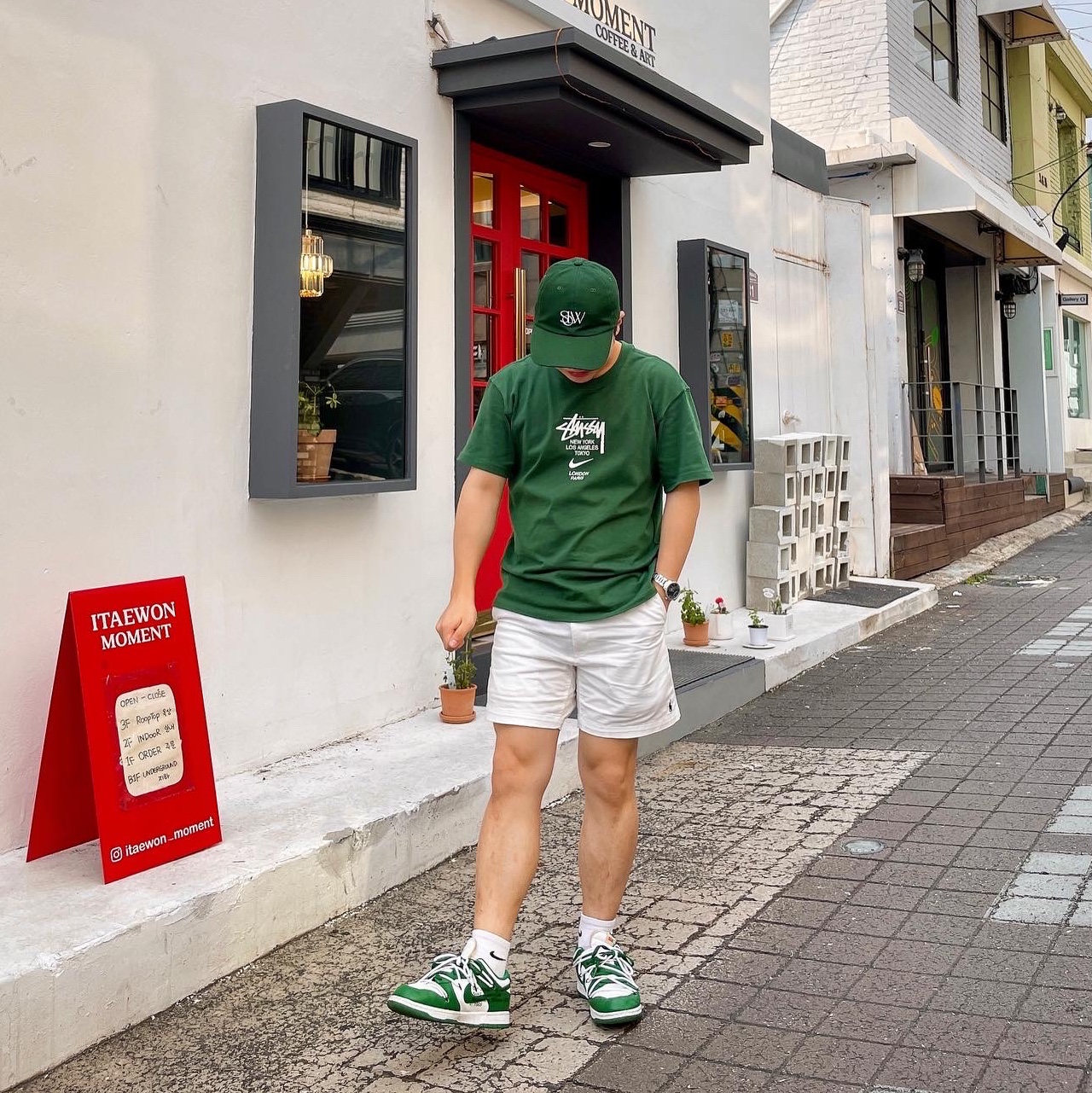 Nike x Stussy WT T-Shirt Green - Asia, Nike x Off-White Dunk Low Pine Green 착용 스타일