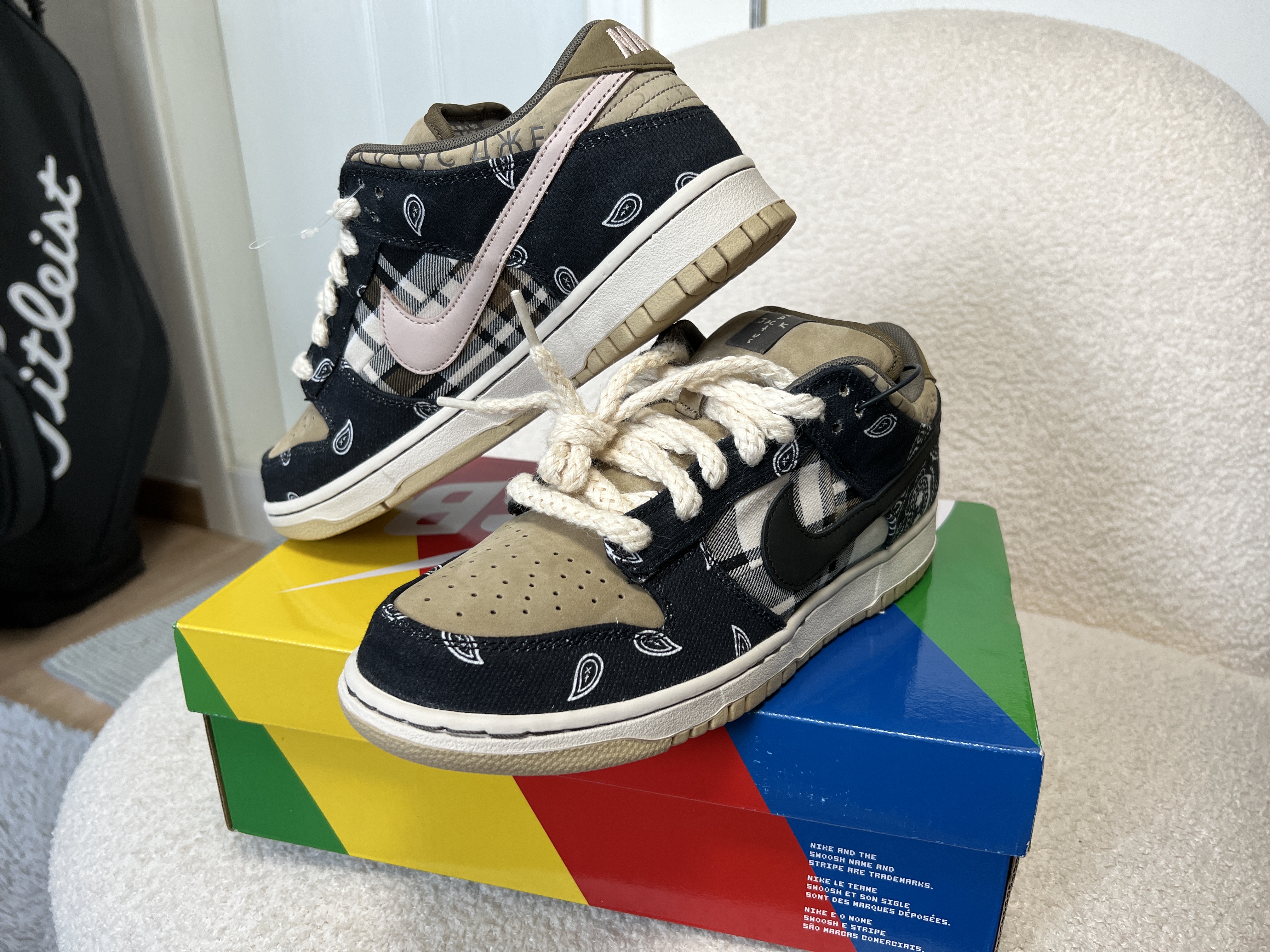 Nike x Travis Scott SB Dunk Low 착용 스타일 - 1