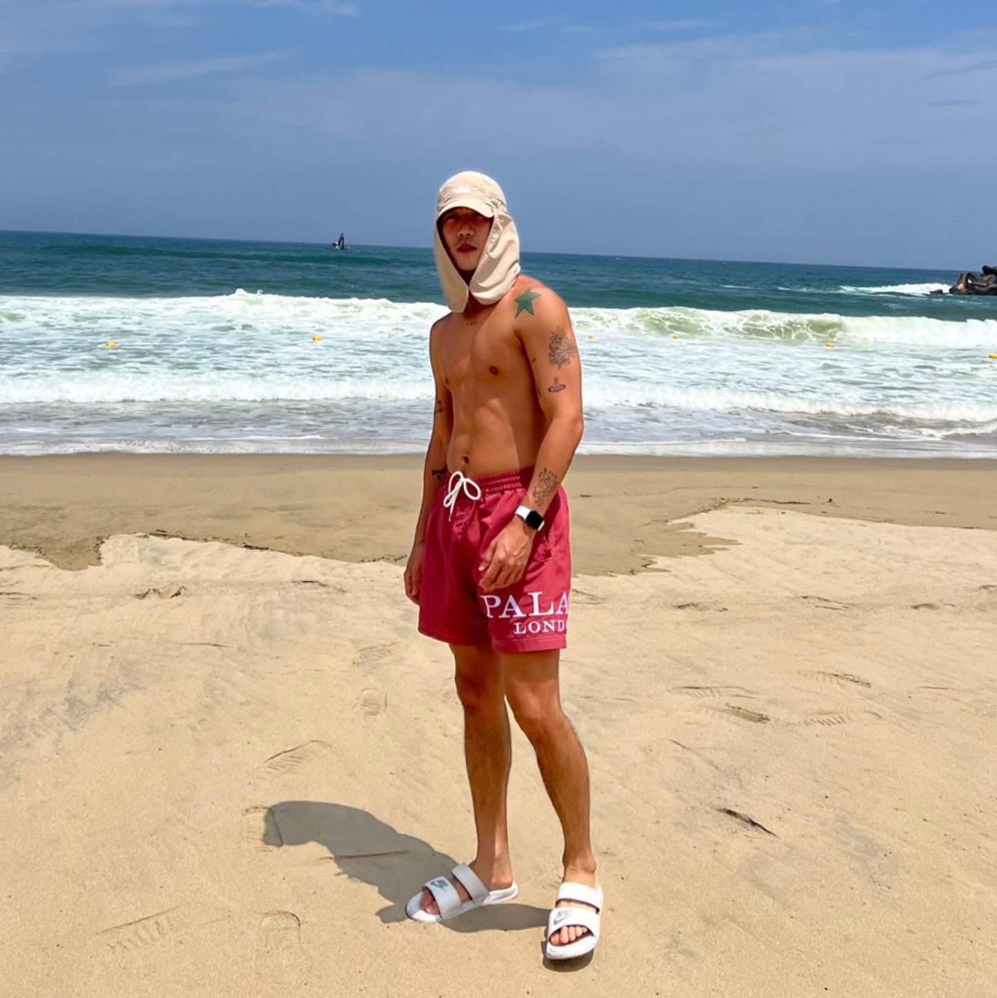 Palace London Swim Shorts Black - 22SS 착용 스타일 - 1