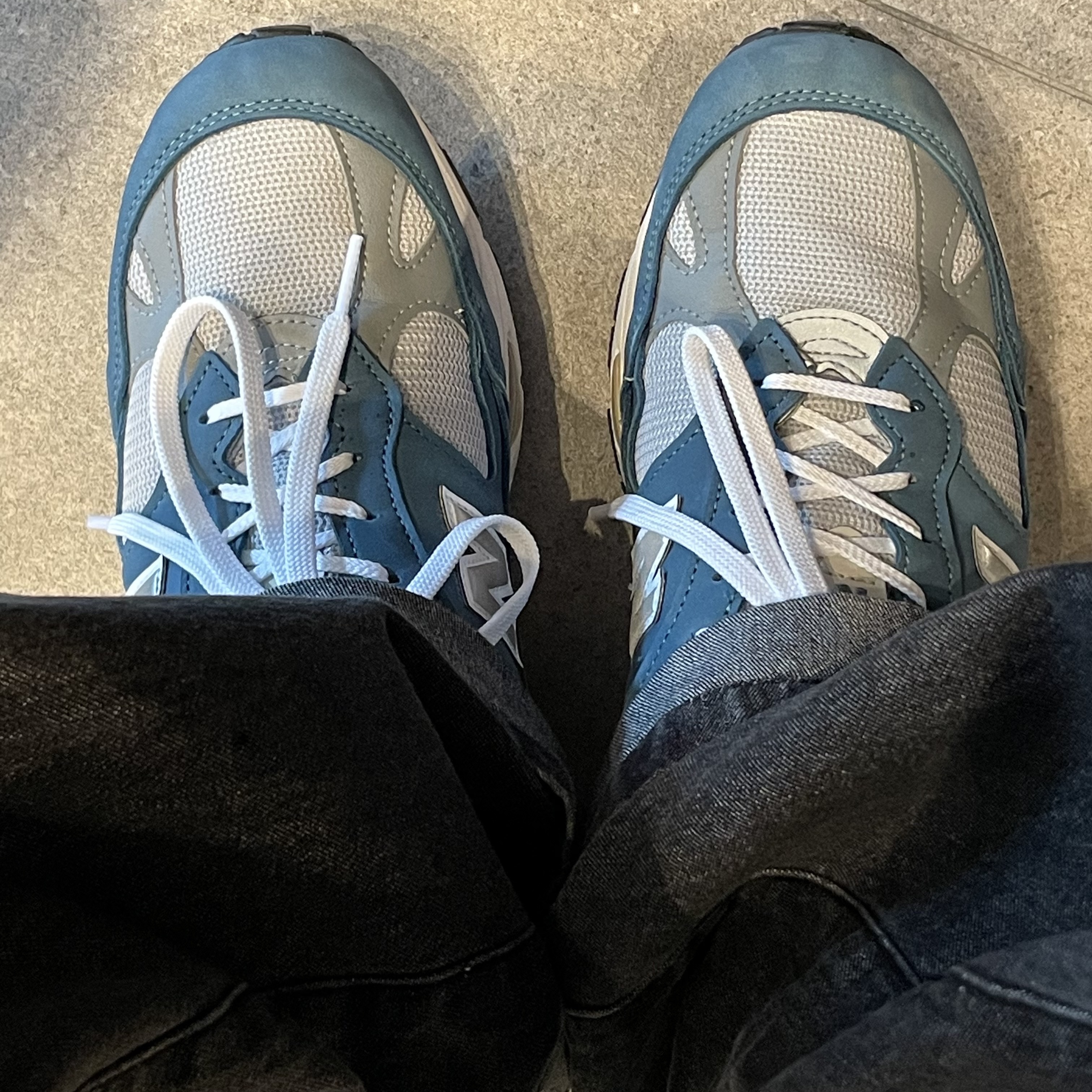 New Balance 991 Made in UK Blue Grey 착용 스타일