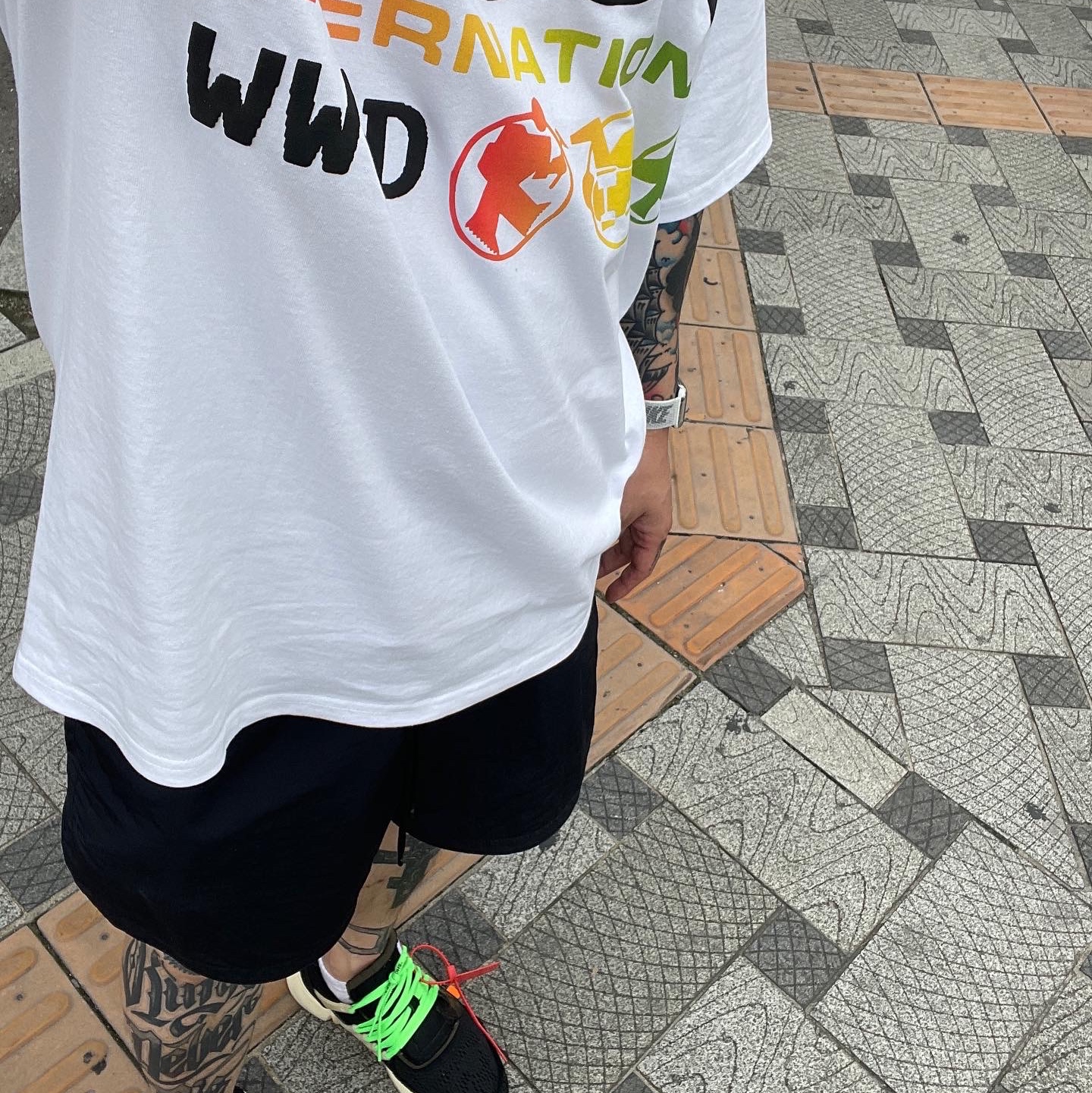 Stussy x Cactus Plant Flea Market International T-Shirt White, Nike x Off-White Air Presto OG The Ten 착용 스타일