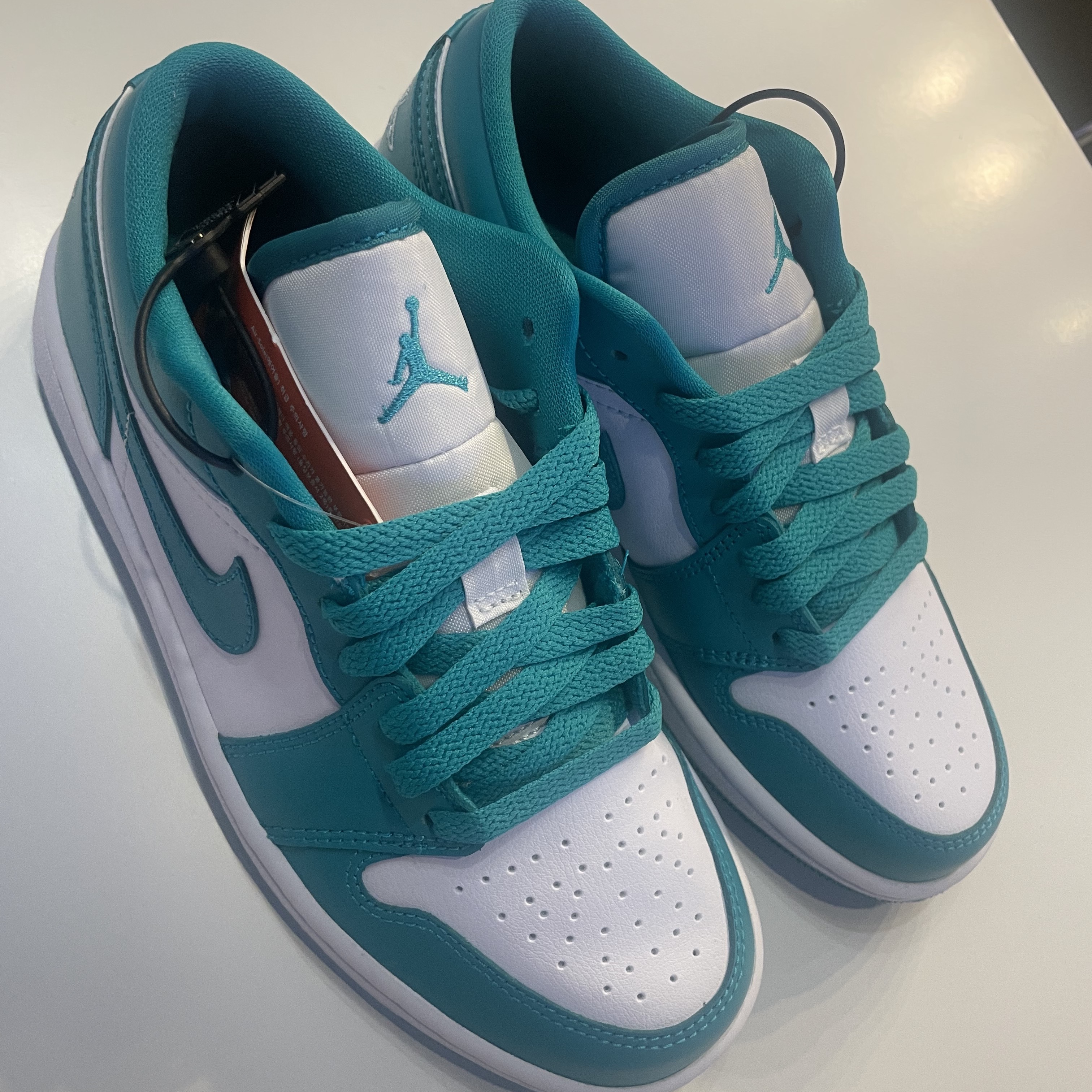 (W) Jordan 1 Low New Emerald 착용 스타일