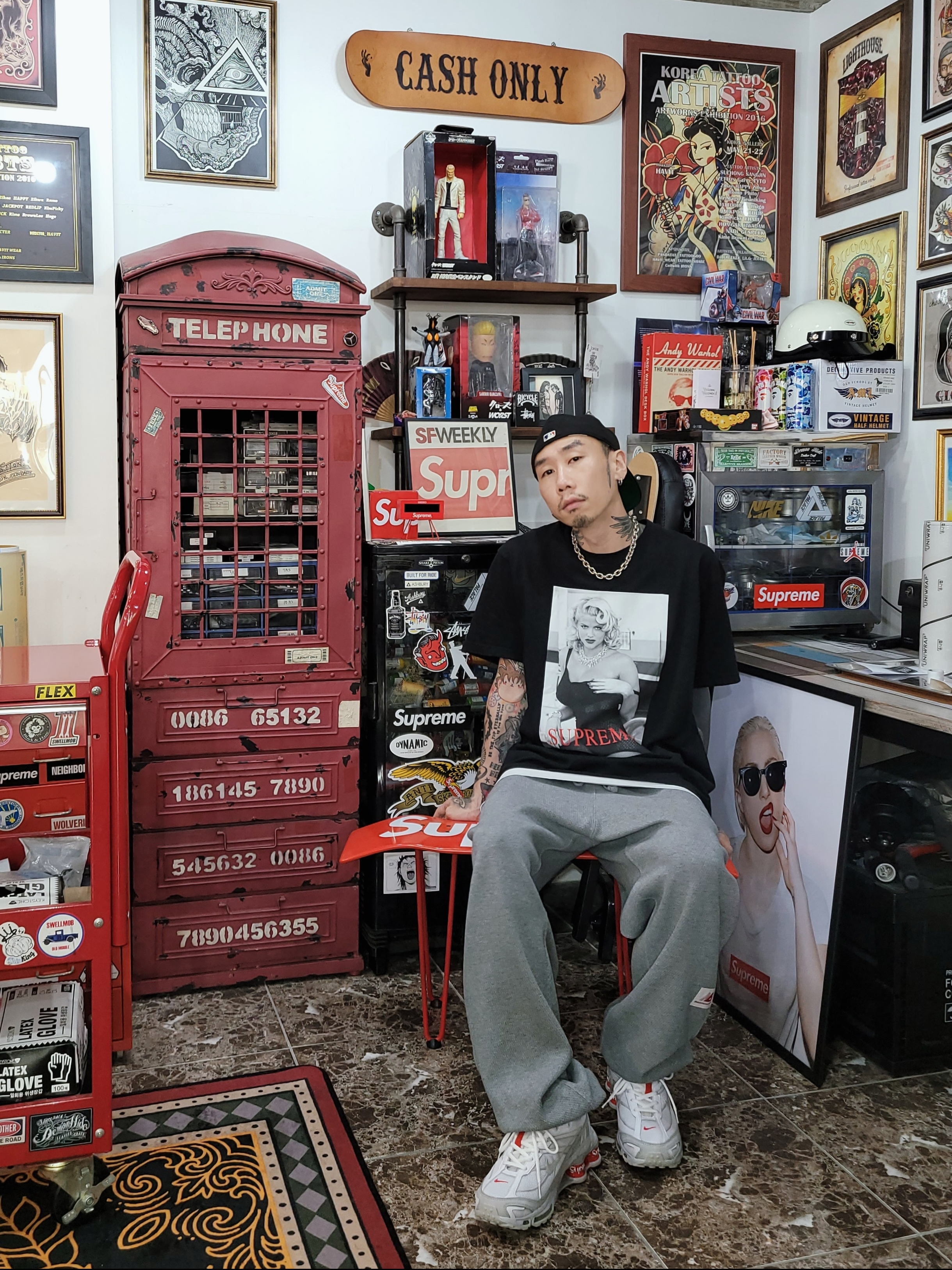 Nike x Supreme Shox Ride 2 SP White, Supreme Anna Nicole Smith T-Shirt Black - 21SS 착용 스타일