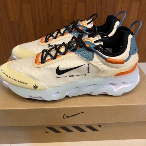 Nike React Live Schematic 착용 스타일 - 2