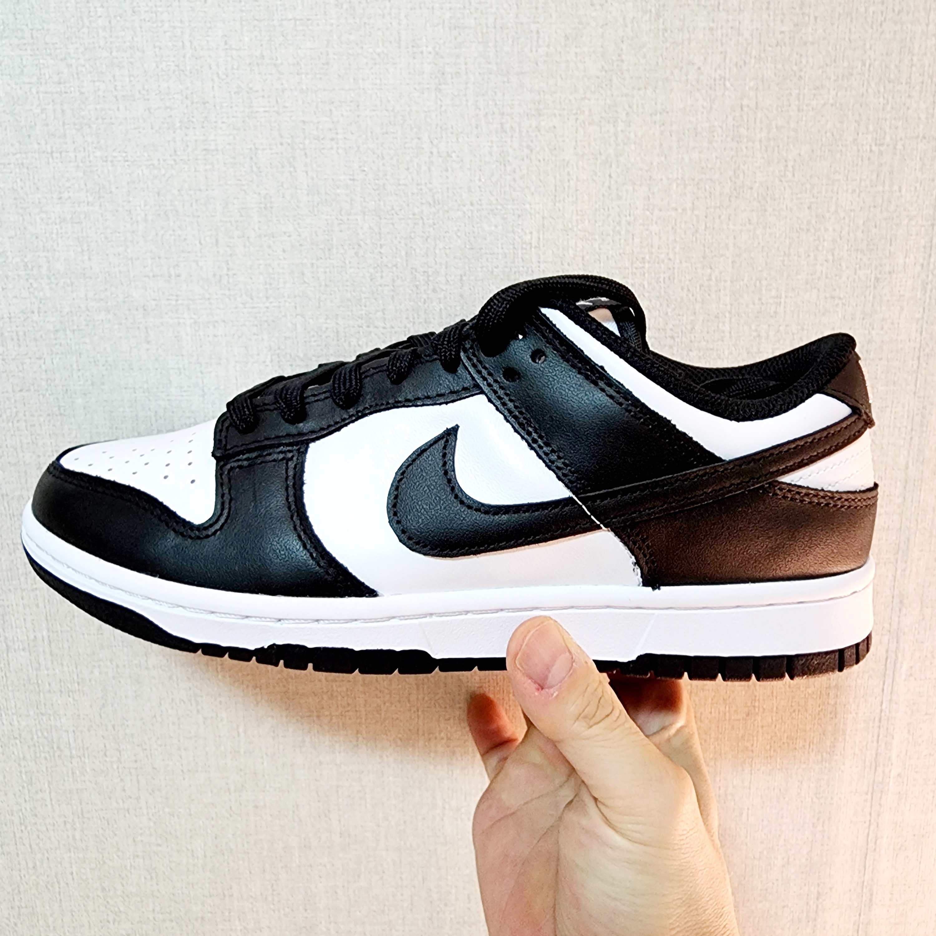 (W) Nike Dunk Low Black 착용 스타일 - 2