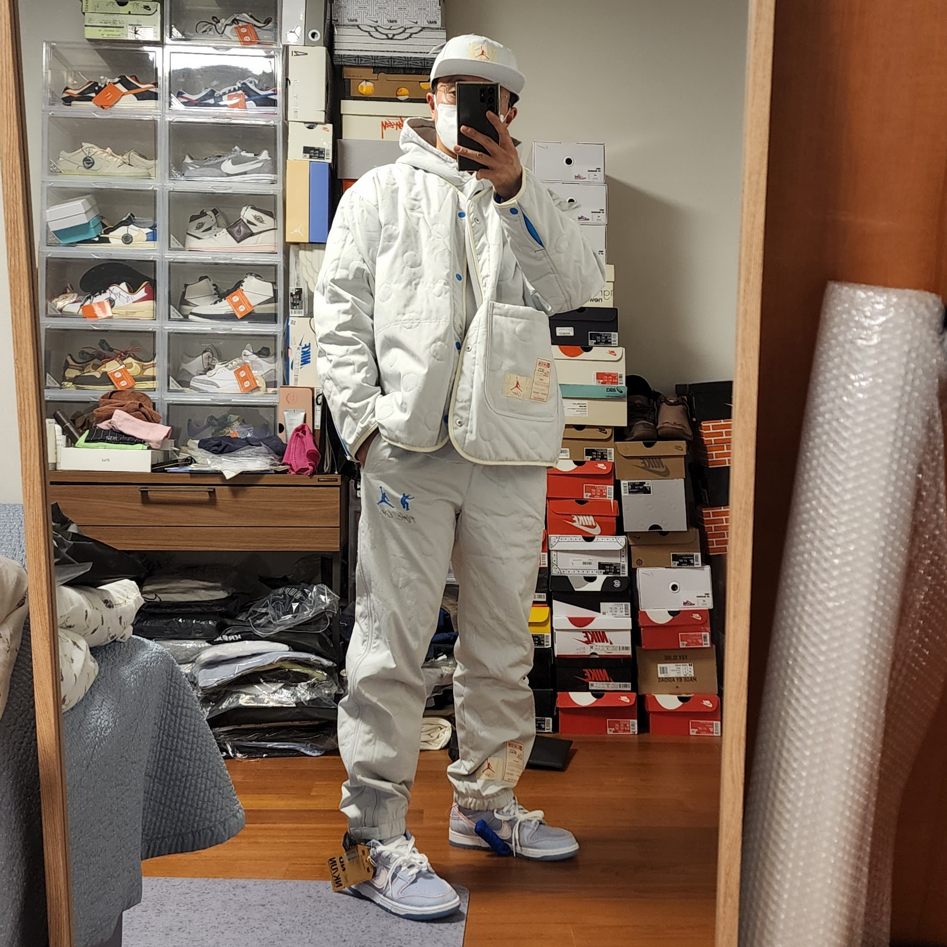 Jordan x Union Cap Photon Dust, Jordan x Union Reversible Jacket Equater Blue - Asia 착용 스타일 - 2