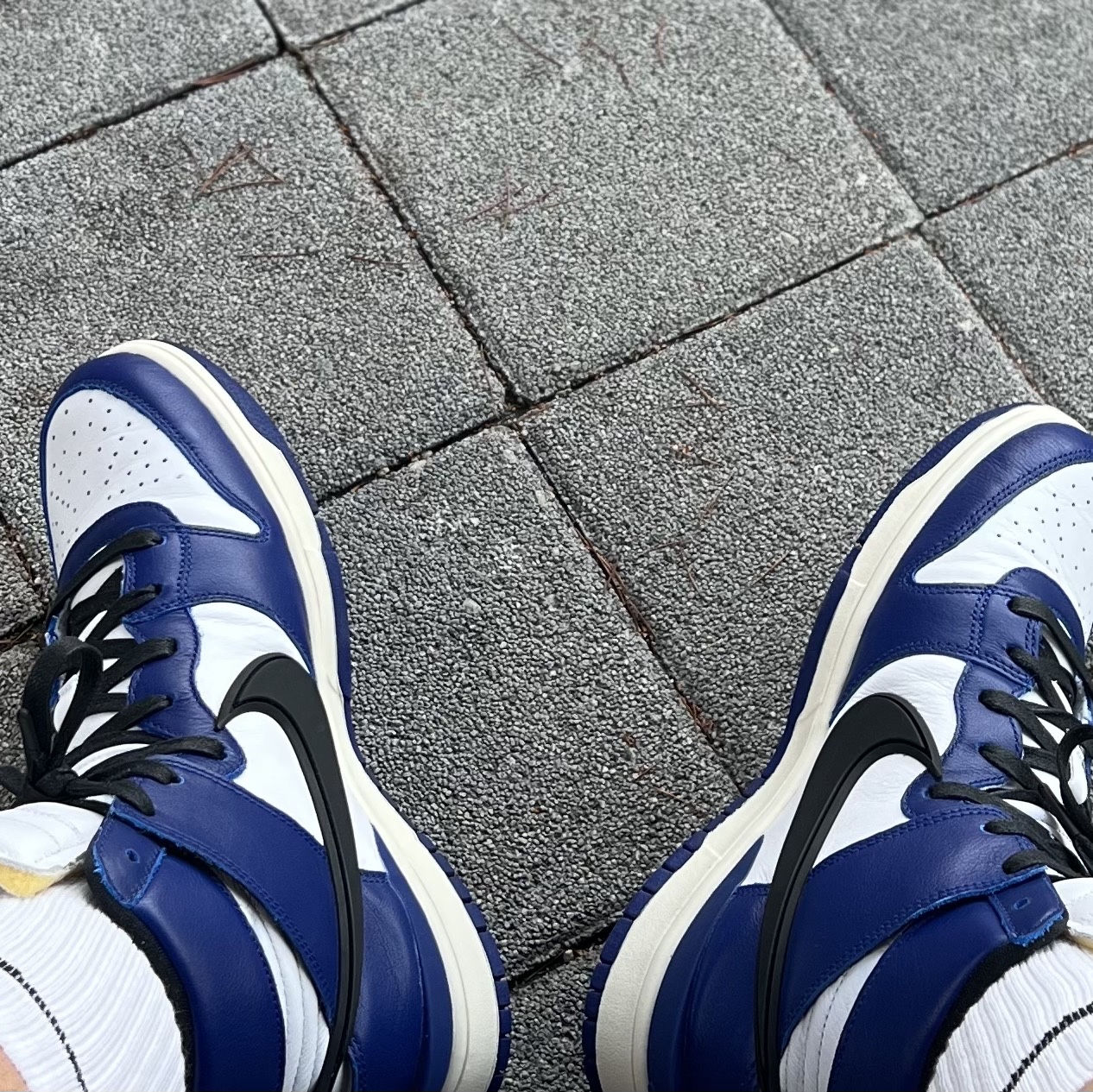 Nike x Ambush Dunk High Deep Royal Blue 착용 스타일