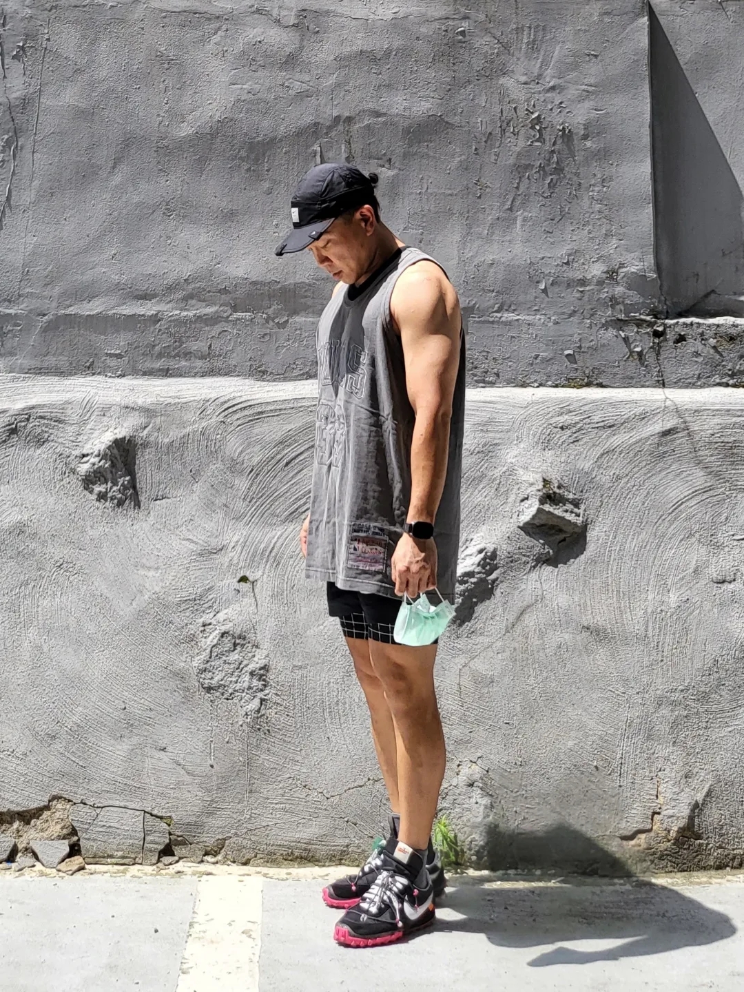 Nike x Matthew M Williams NRG AW84 Cap Black, Nike x Off-White NRG Shorts Black 착용 스타일 - 1