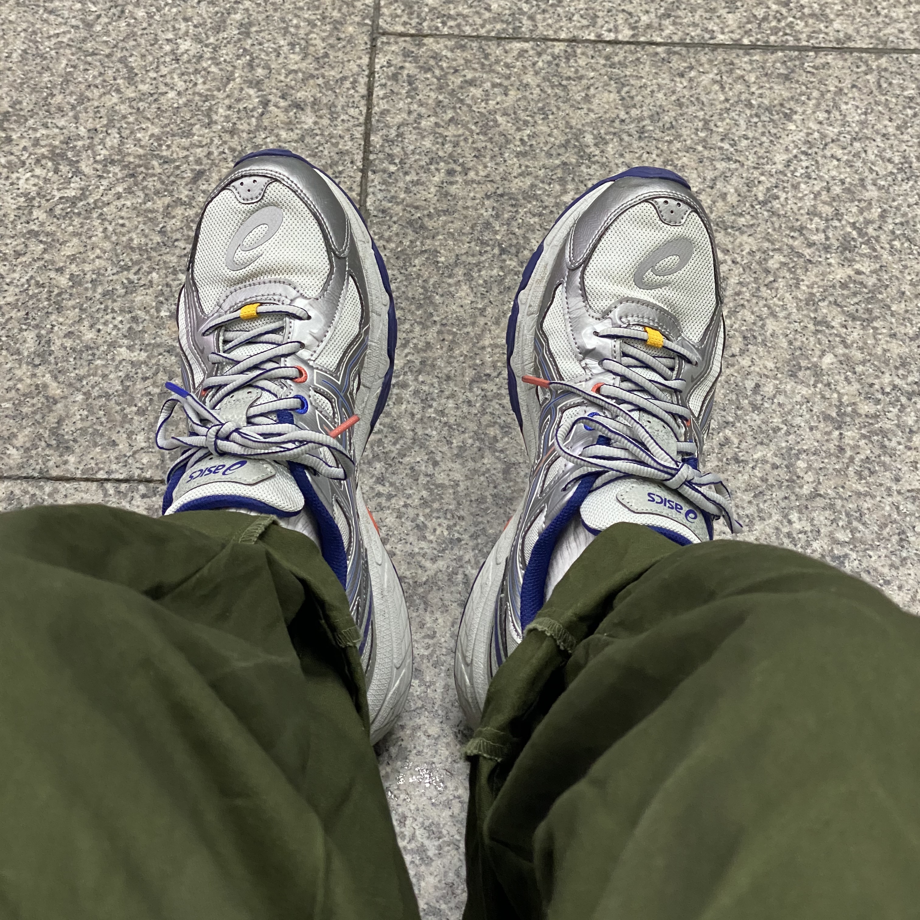 Asics x IAB Studio Gel-Venture 6 착용 스타일