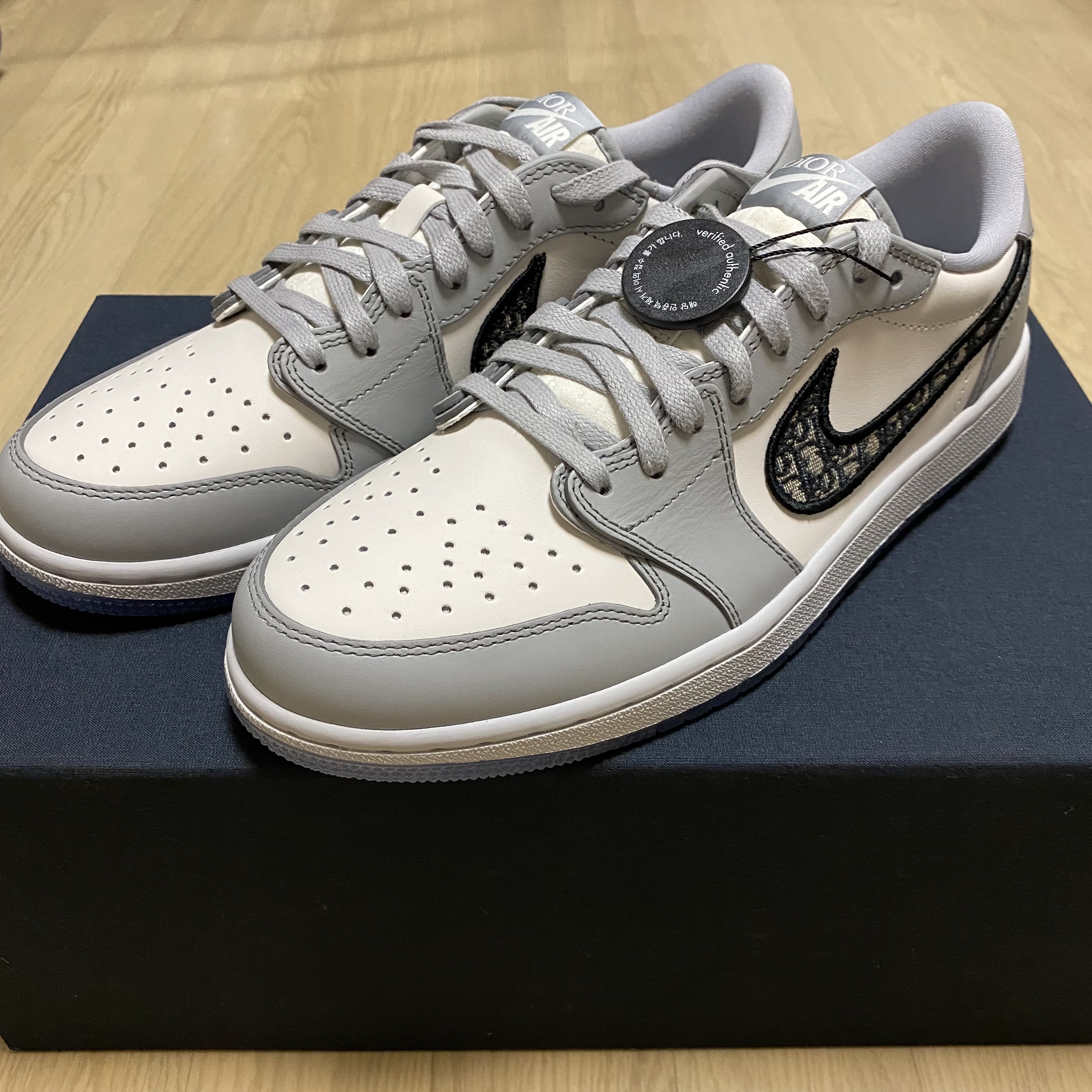 Jordan 1 x Dior Low OG 착용 스타일