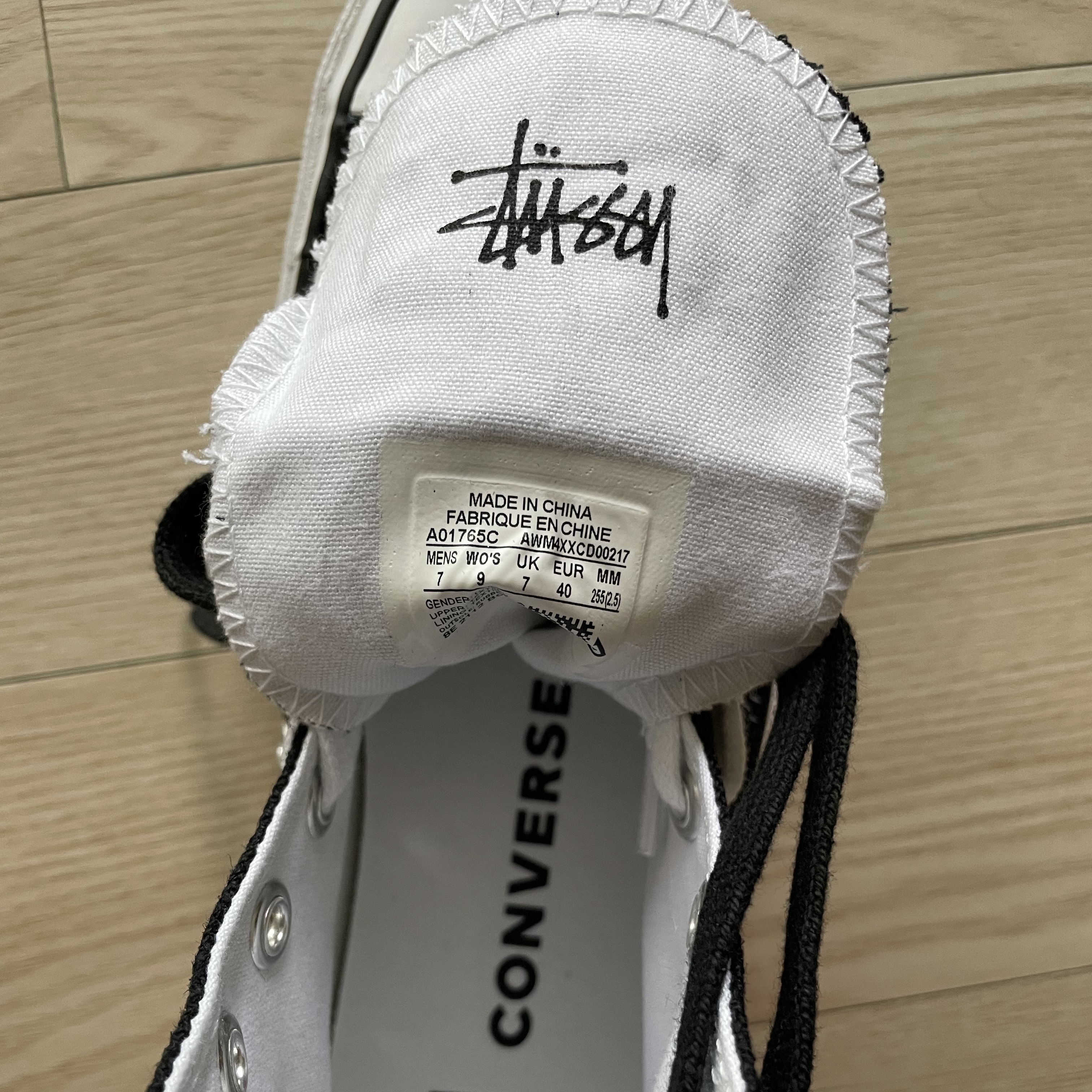 Converse x Stussy Chuck 70 High Black 착용 스타일 - 5