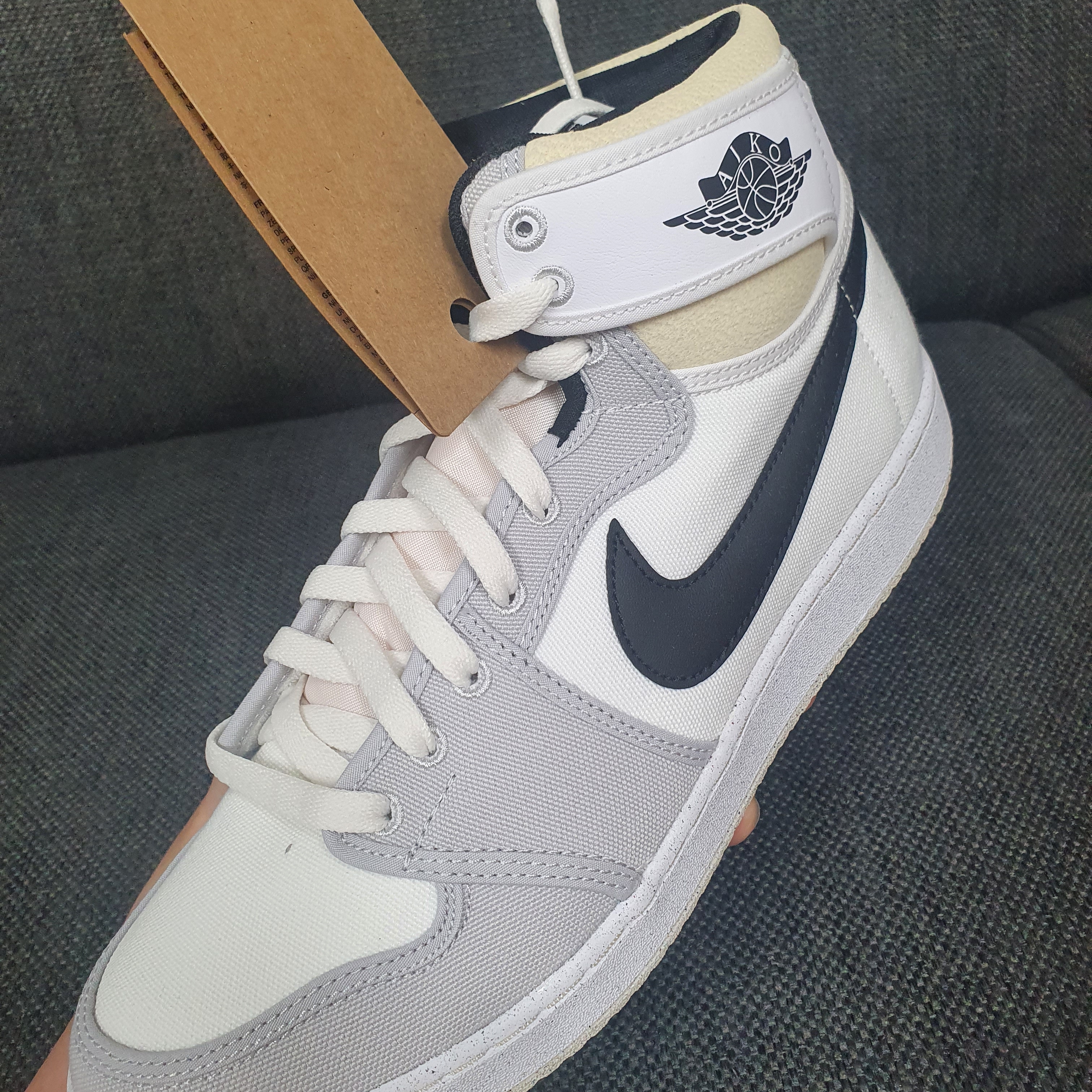 Jordan 1 KO White and Black 착용 스타일 - 2