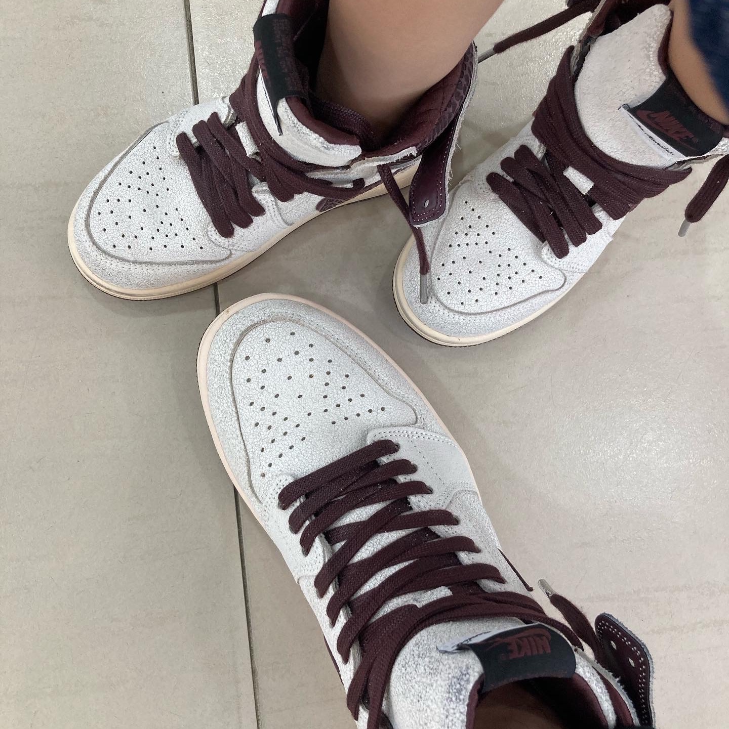 Jordan 1 x A Ma Maniere Retro High OG SP Sail and Burgundy, (PS) Jordan 1 x A Ma Maniere Retro High OG SP Burgundy and Sail 착용 스타일
