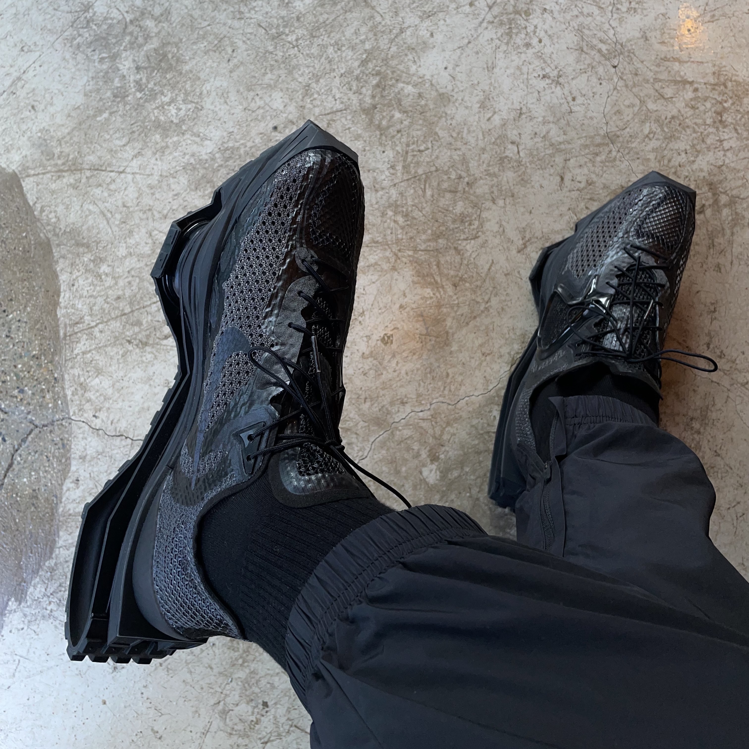 Nike x Matthew M Williams Zoom 004 Triple Black 착용 스타일