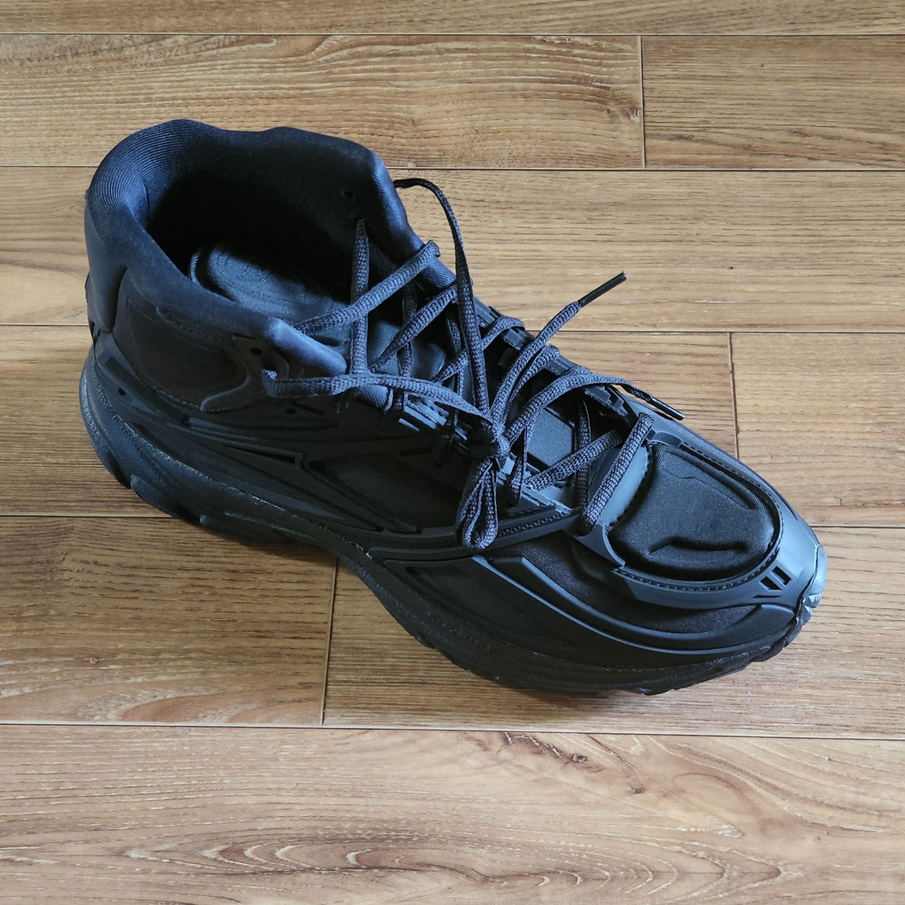 Reebok x Kanghyuk Premier Road Modern Mid Black, Reebok x Kanghyuk Premier Road Modern Mid Light Blue 착용 스타일 - 2