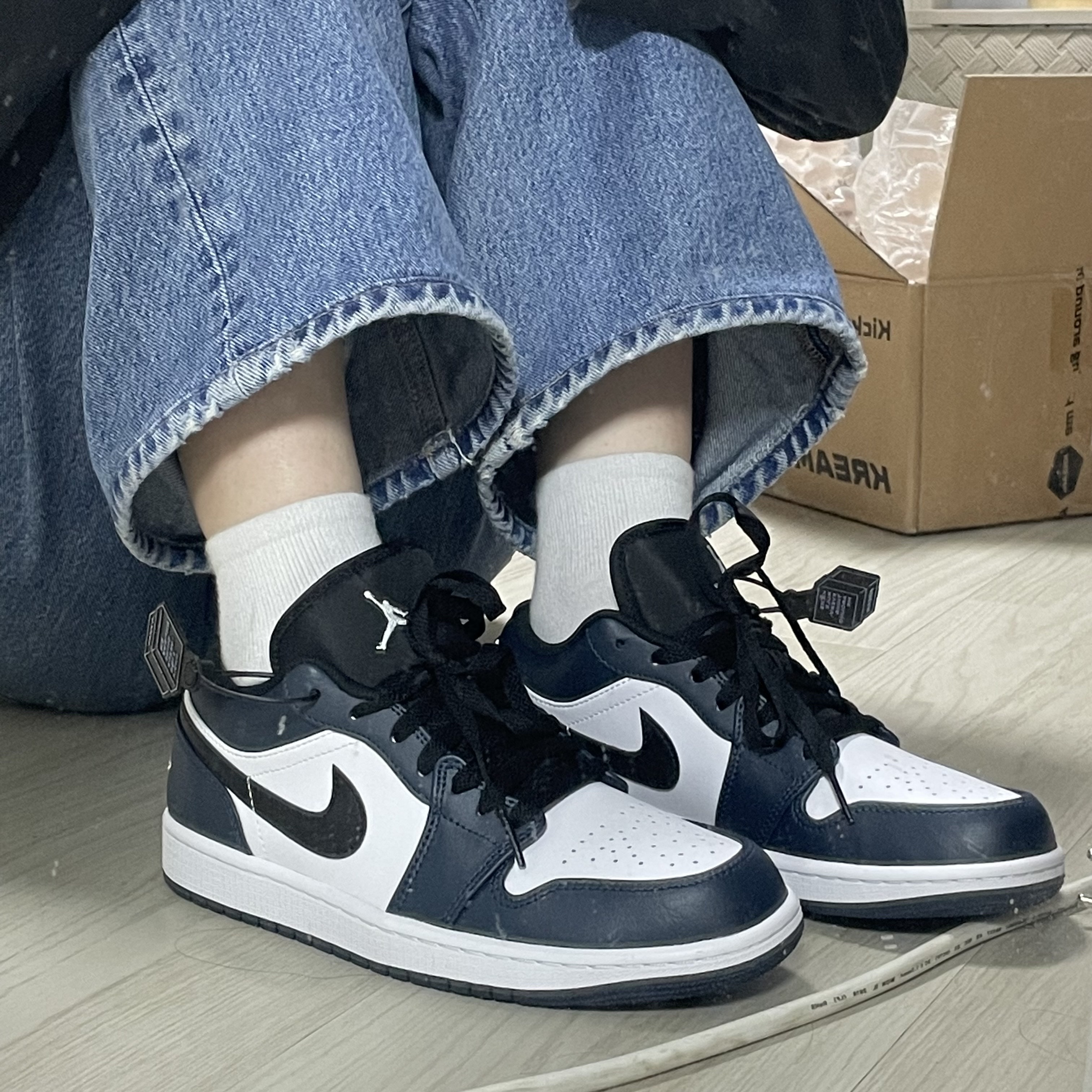 Jordan 1 Low Dark Teal 착용 스타일 - 2